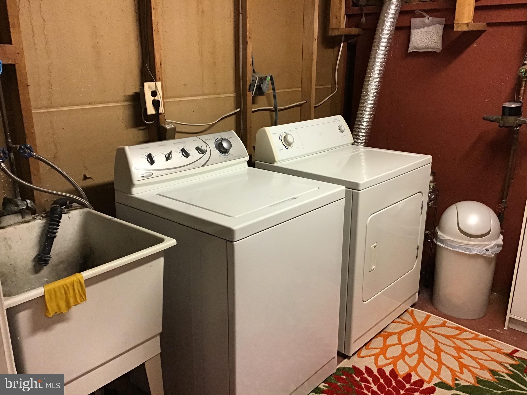 FAIRWAY ISLAND - Residential