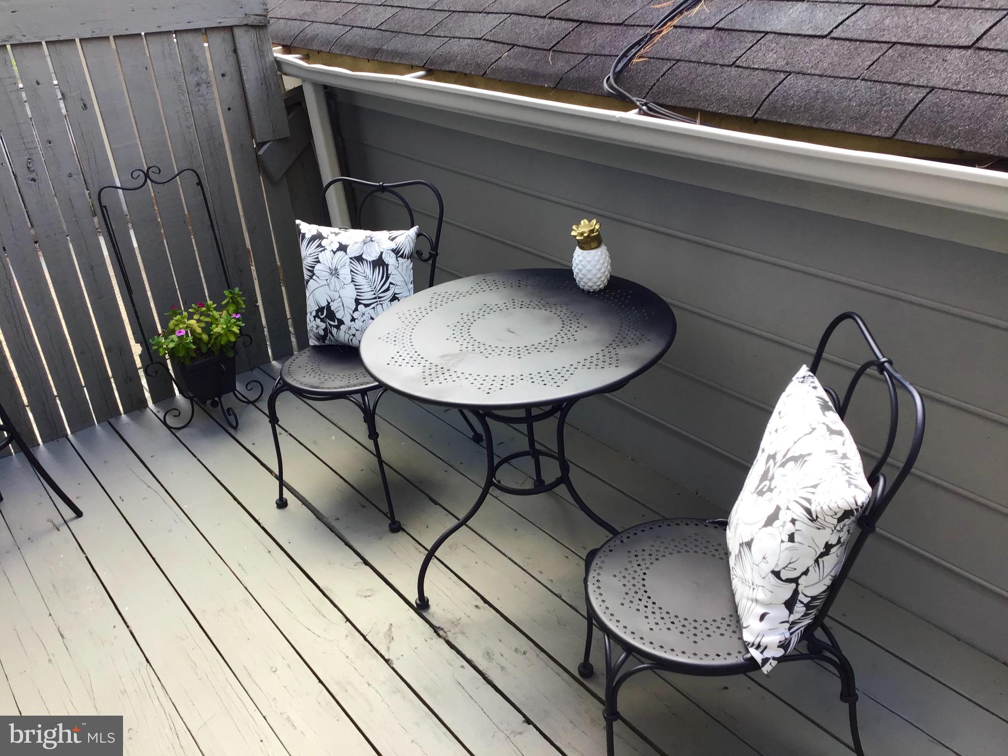 FAIRWAY ISLAND - Residential