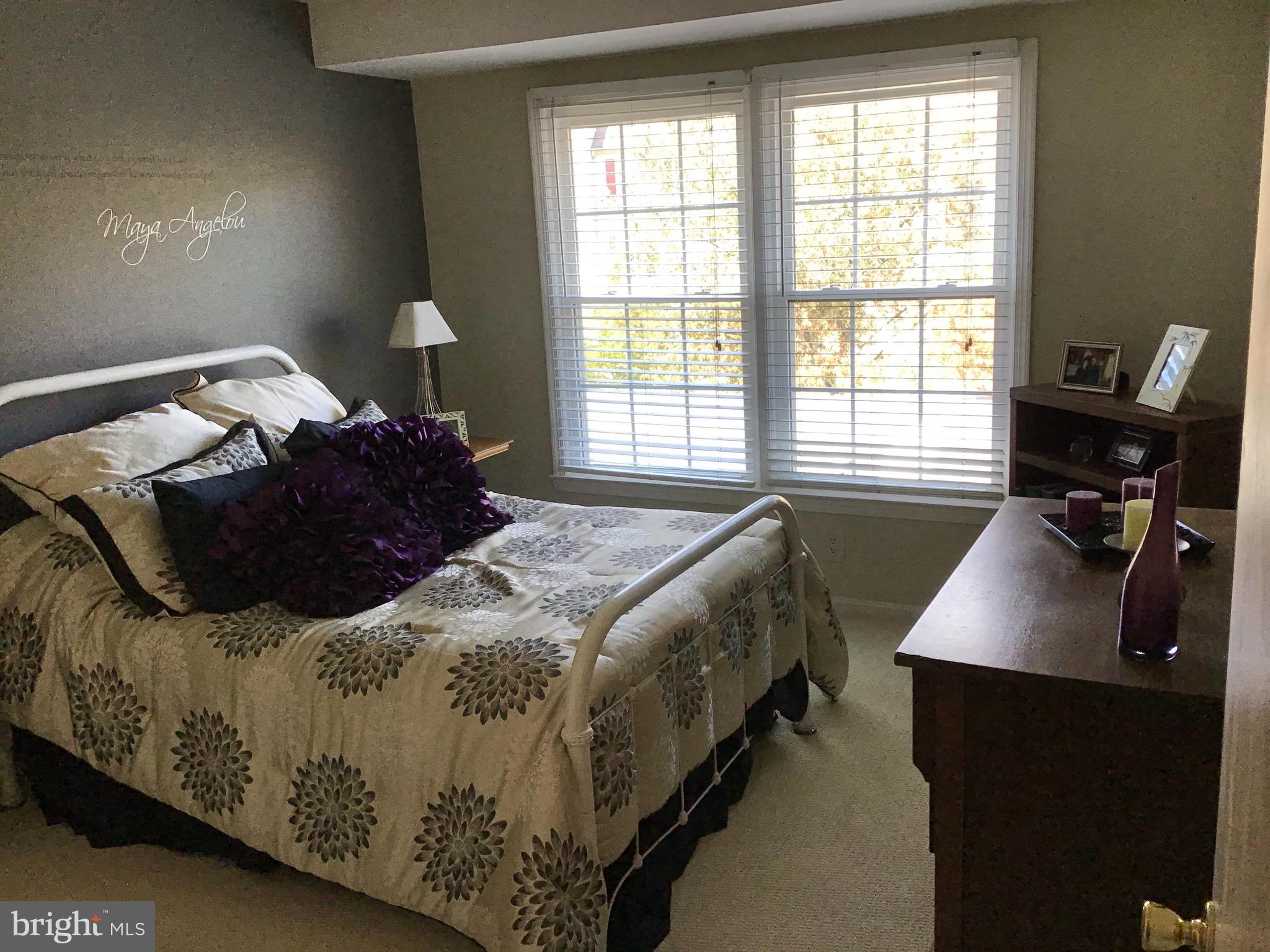 FAIRWAY ISLAND - Residential