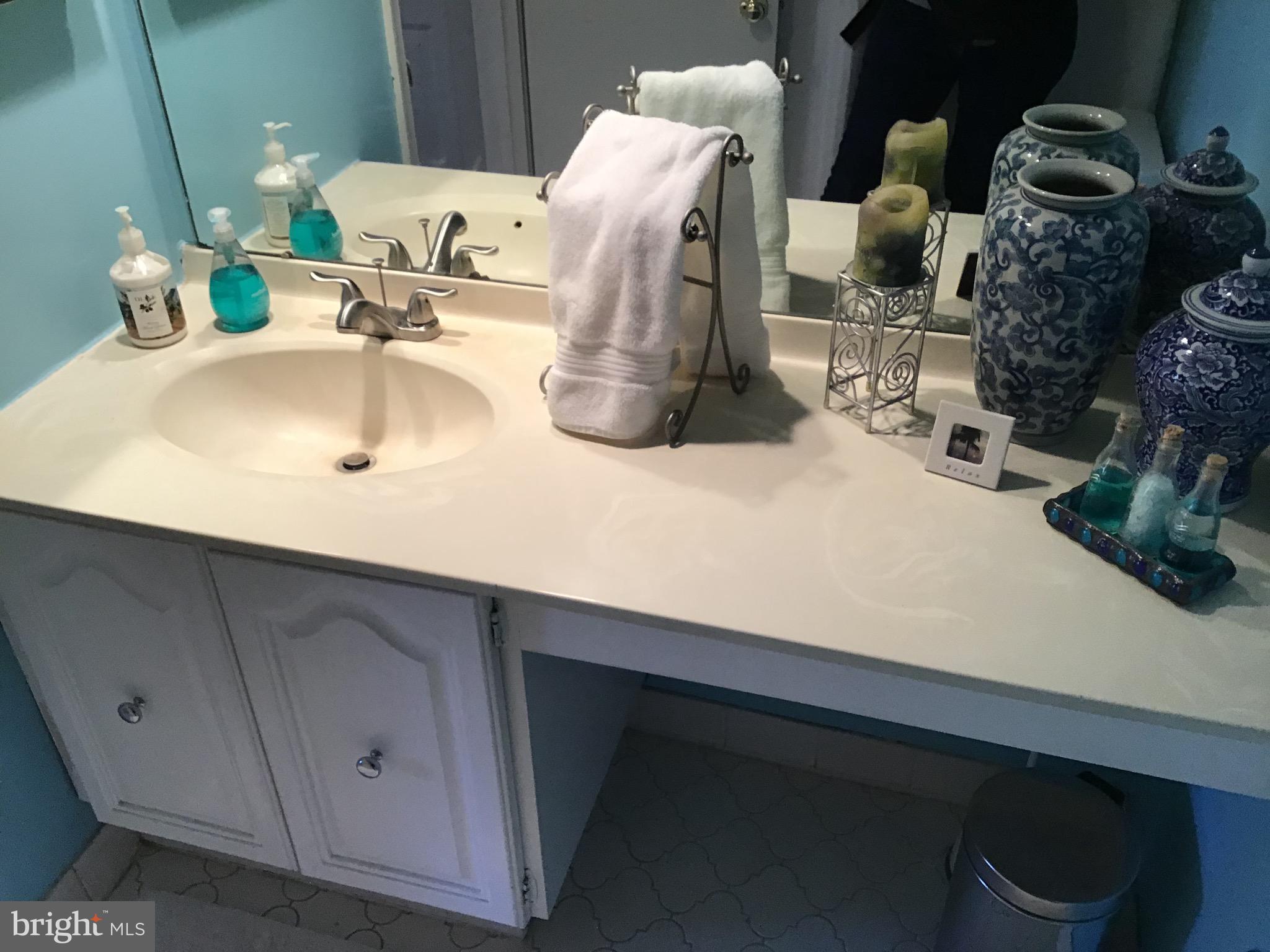 FAIRWAY ISLAND - Residential