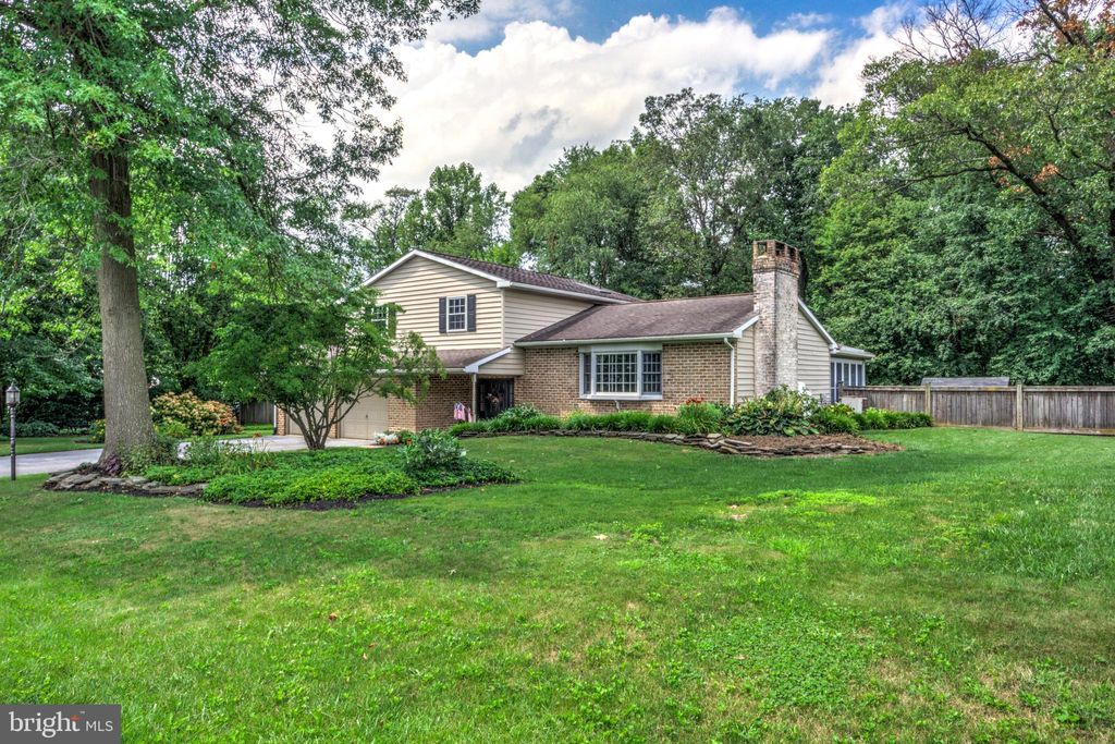 Photo of 153 Skyline Drive, New Holland, PA 17557 (MLS # PALA2054576)