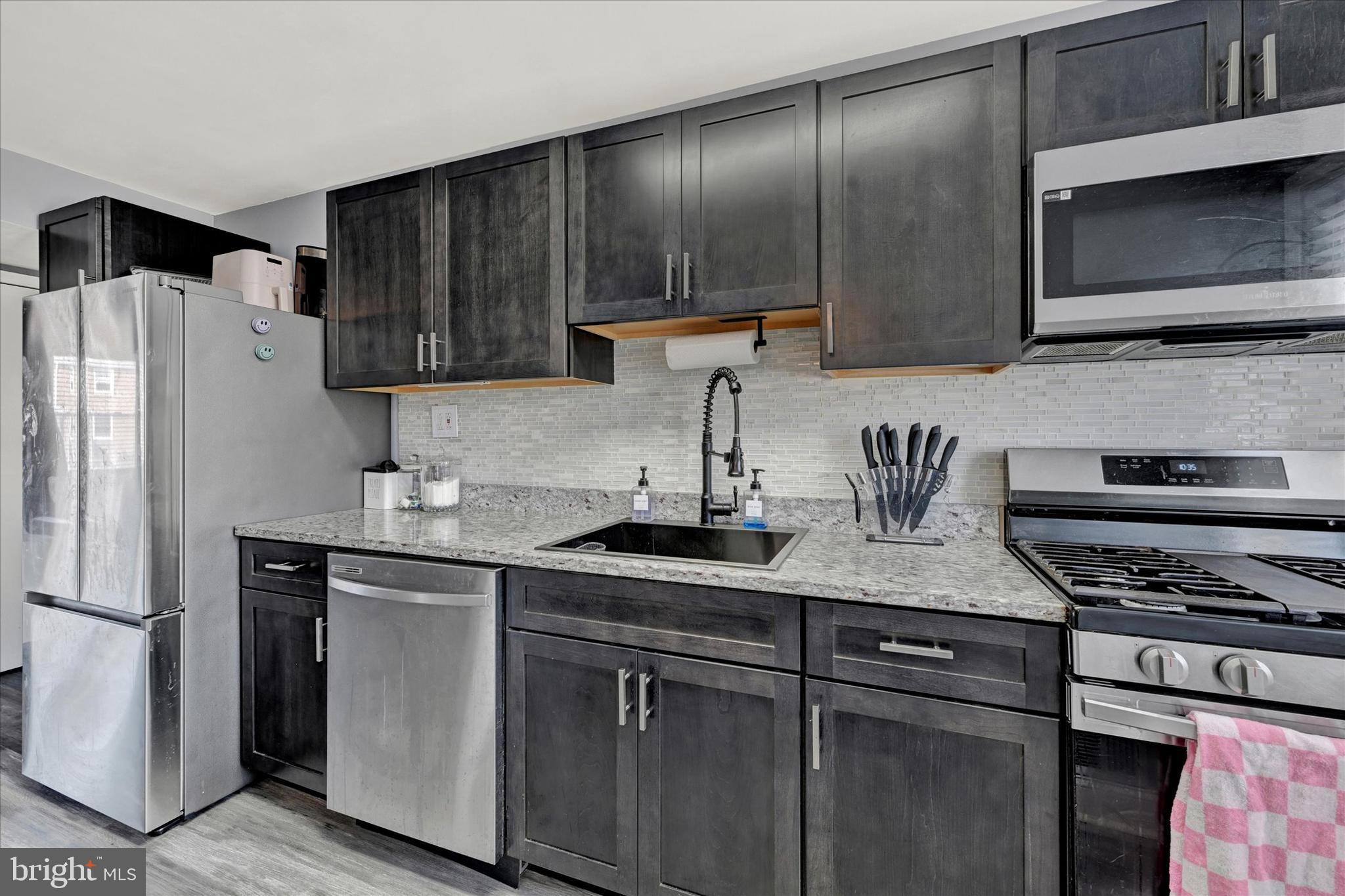 NORTH POINT VILLAGE - Residential