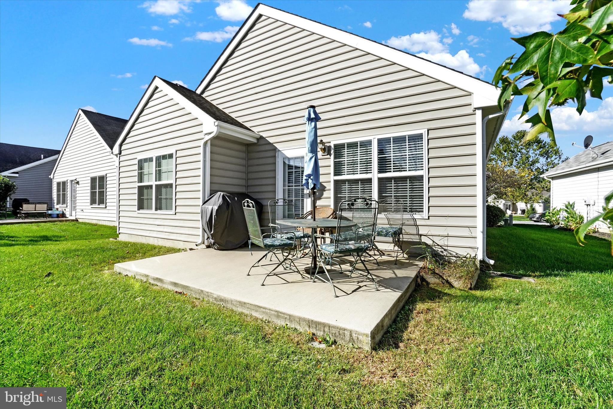 FOUR SEASONS AT ELM TREE - Residential