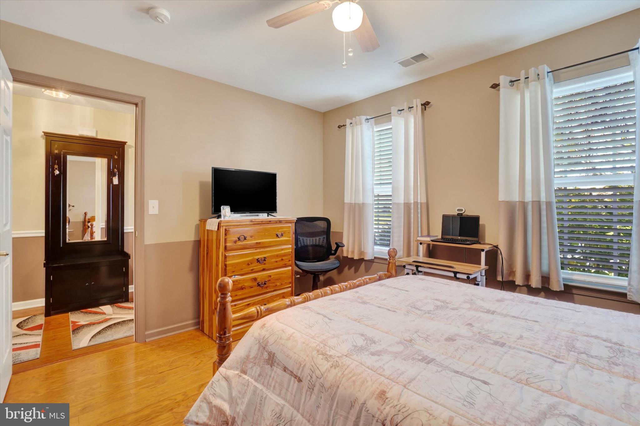 FOUR SEASONS AT ELM TREE - Residential