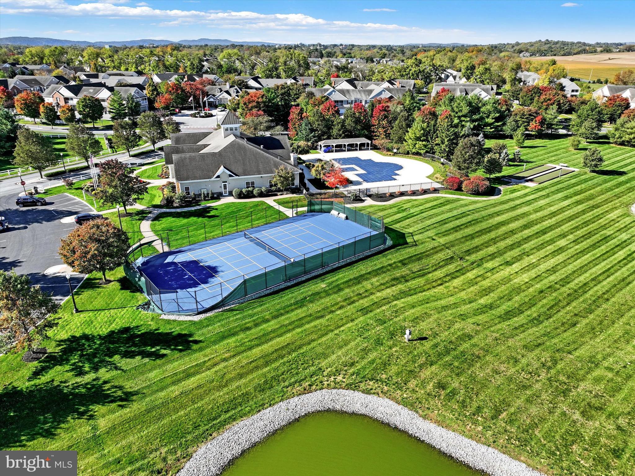 FOUR SEASONS AT ELM TREE - Residential