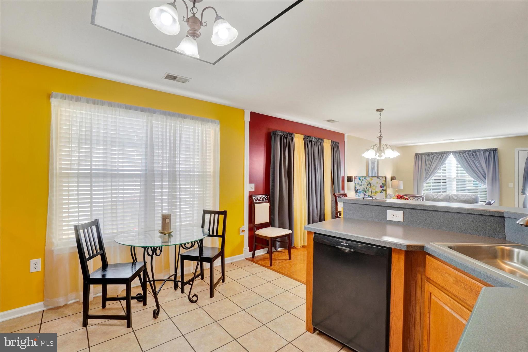 FOUR SEASONS AT ELM TREE - Residential