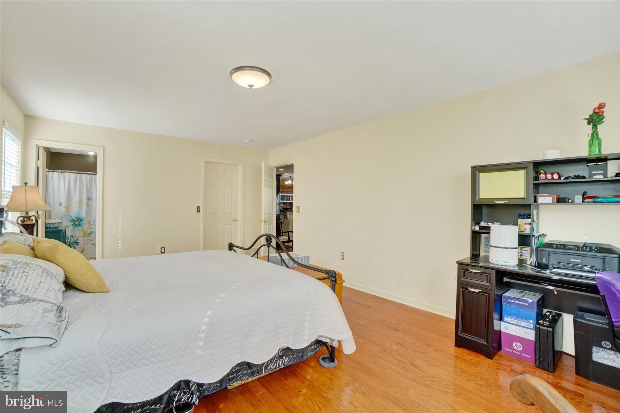 FOUR SEASONS AT ELM TREE - Residential