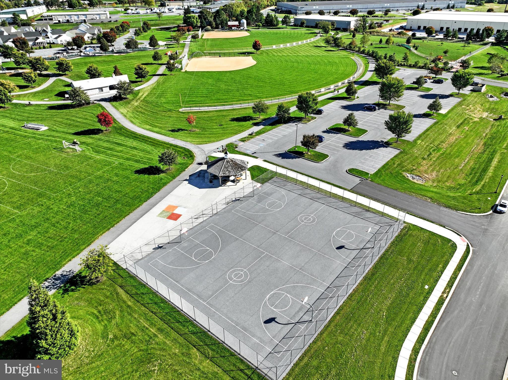 FOUR SEASONS AT ELM TREE - Residential