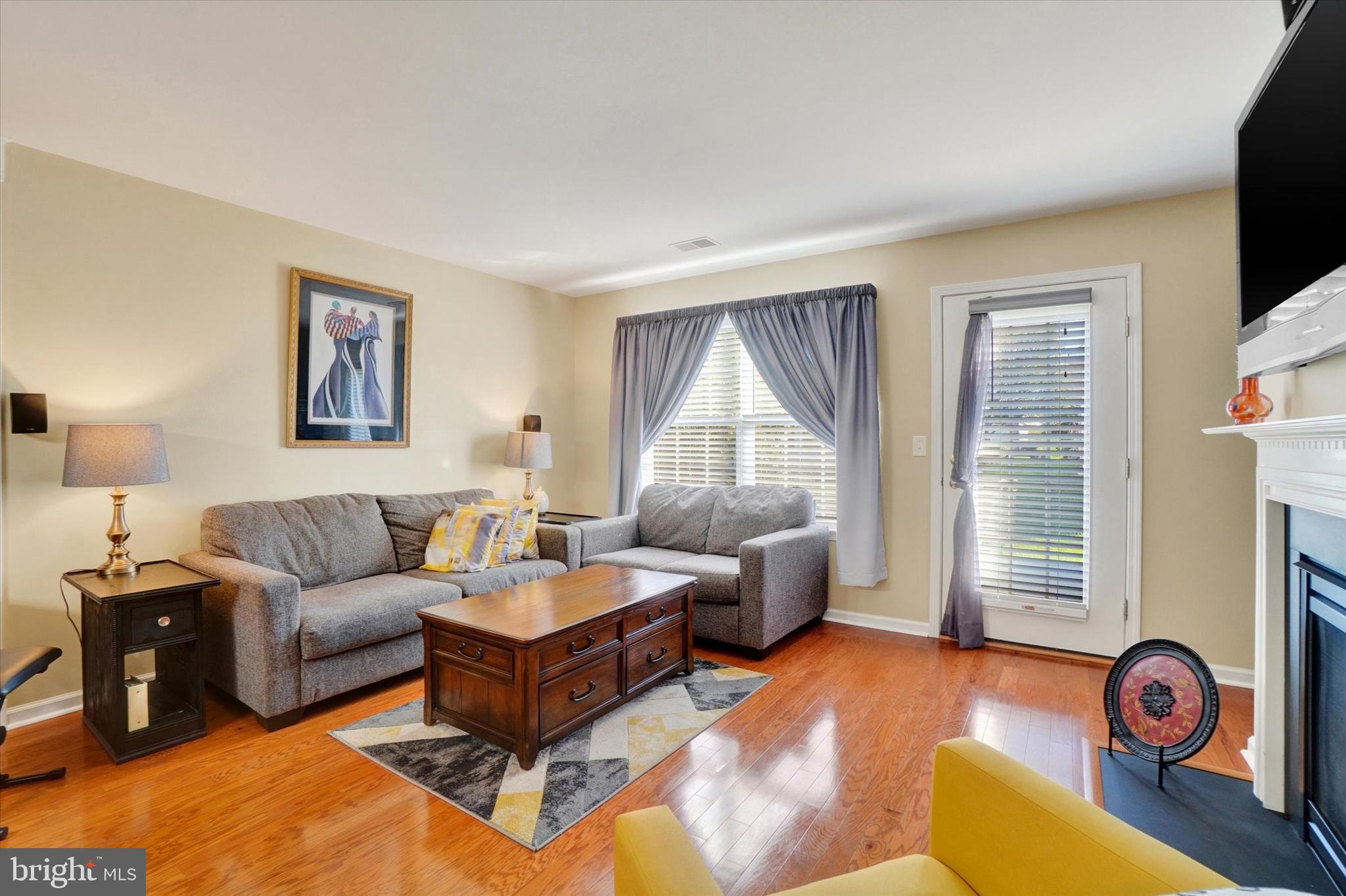 FOUR SEASONS AT ELM TREE - Residential