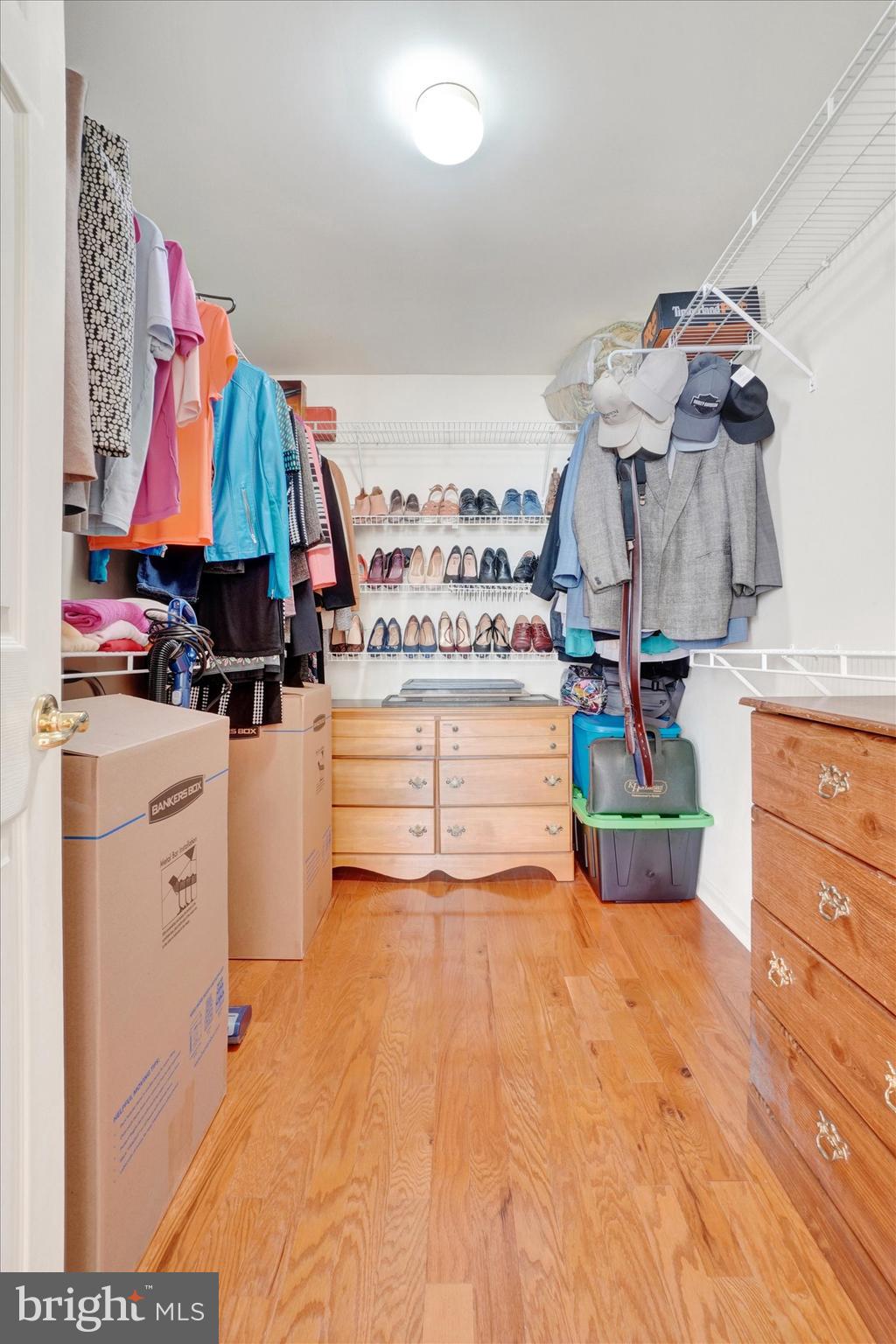 FOUR SEASONS AT ELM TREE - Residential