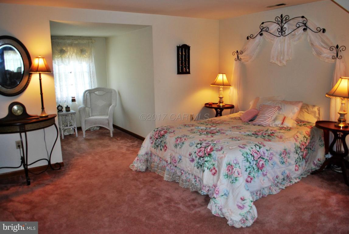 HAYMAN LANDS - Residential