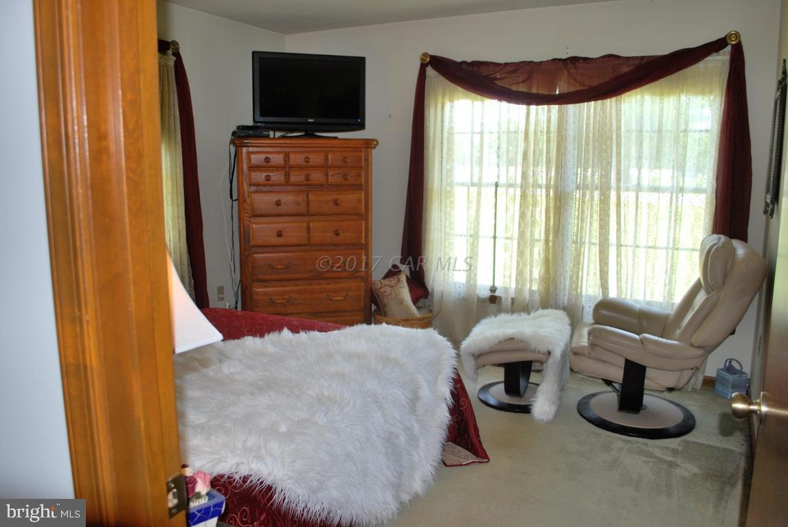 HAYMAN LANDS - Residential