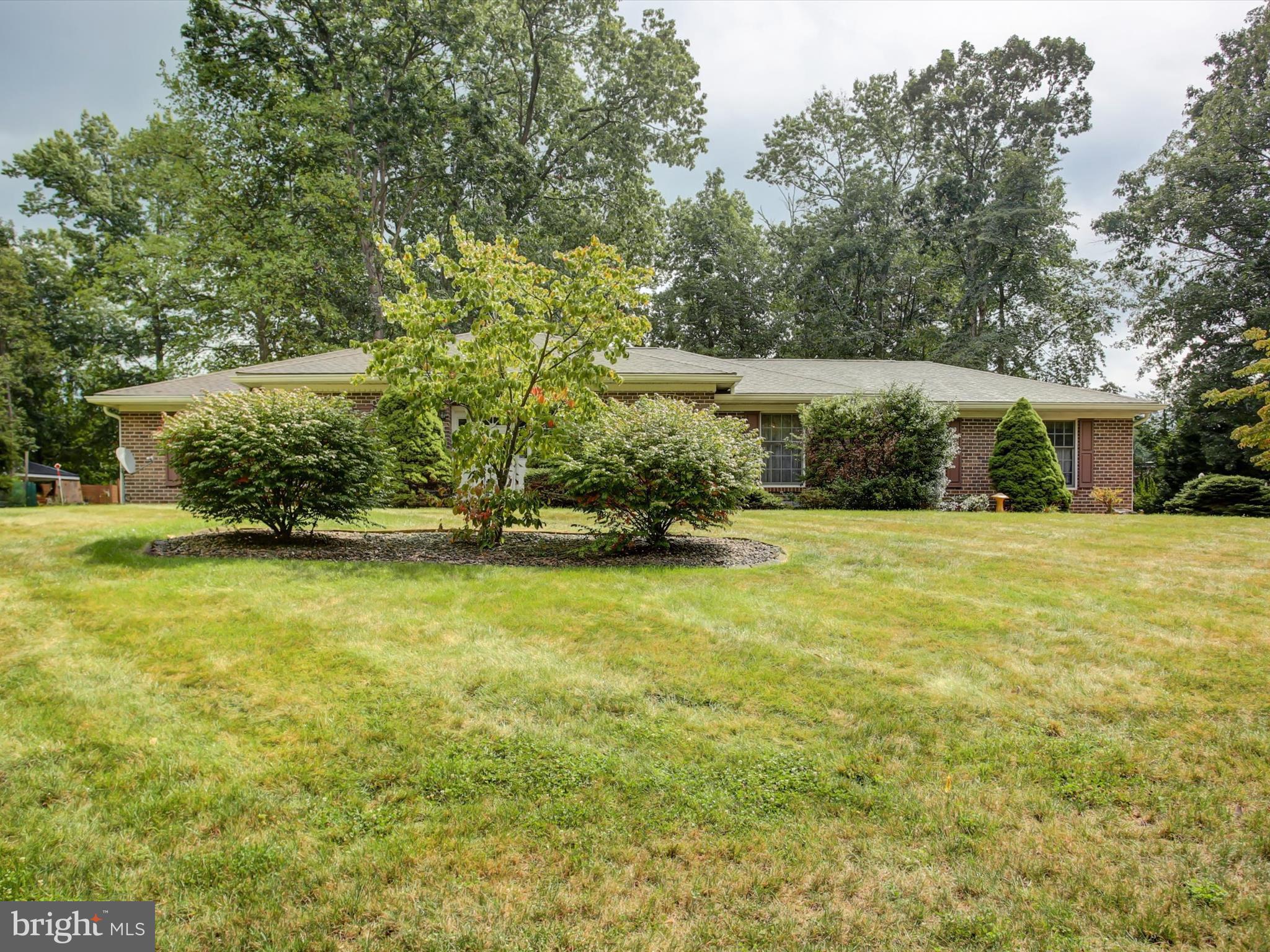 PENN NATIONAL GOLF COURSE COMMUNITY - Residential