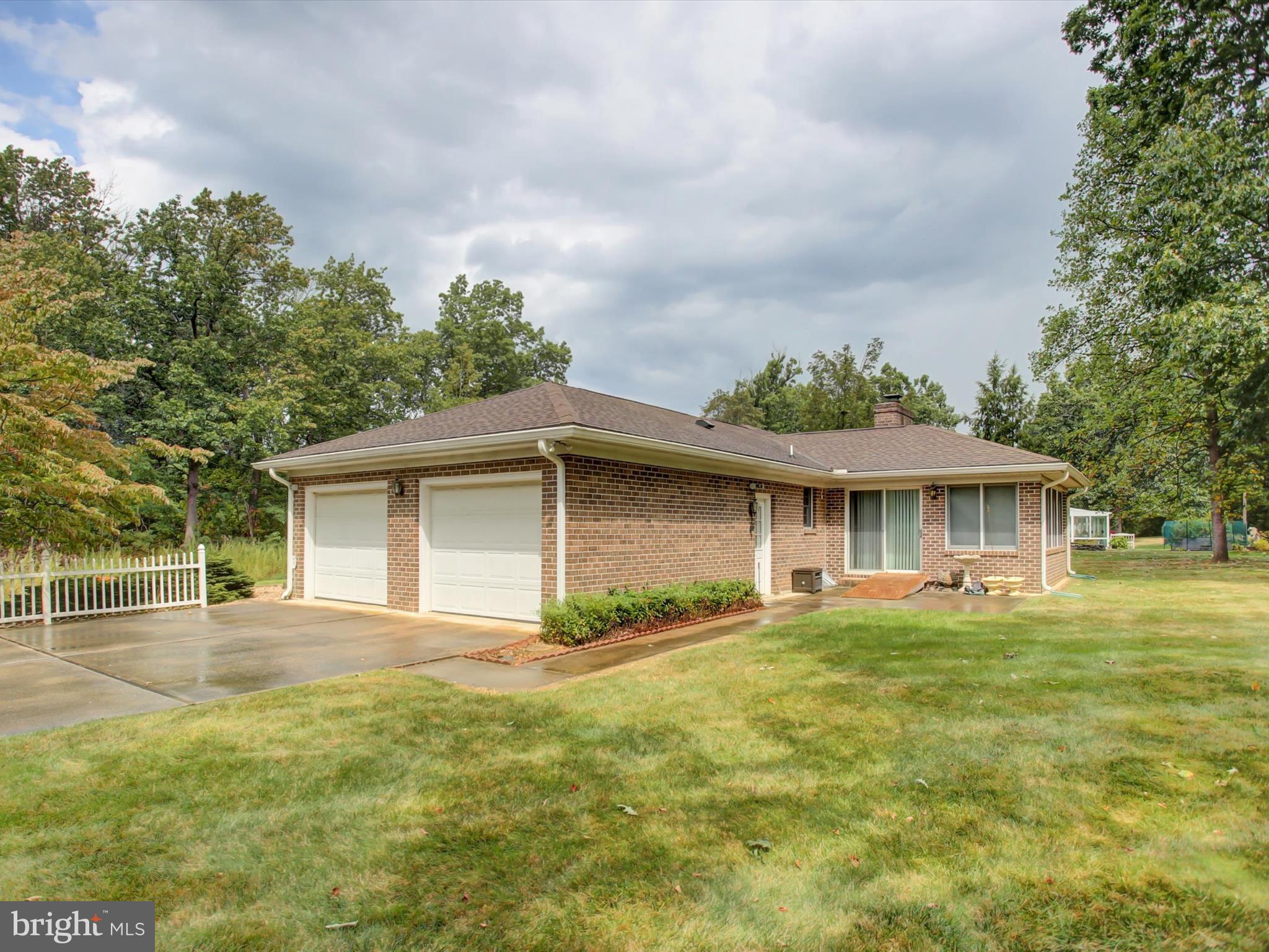 PENN NATIONAL GOLF COURSE COMMUNITY - Residential