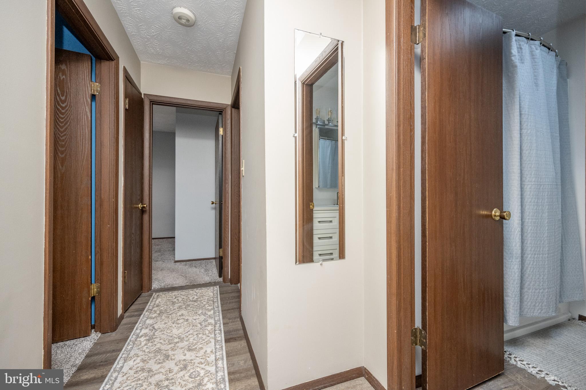 MITCHELL MANOR - Residential