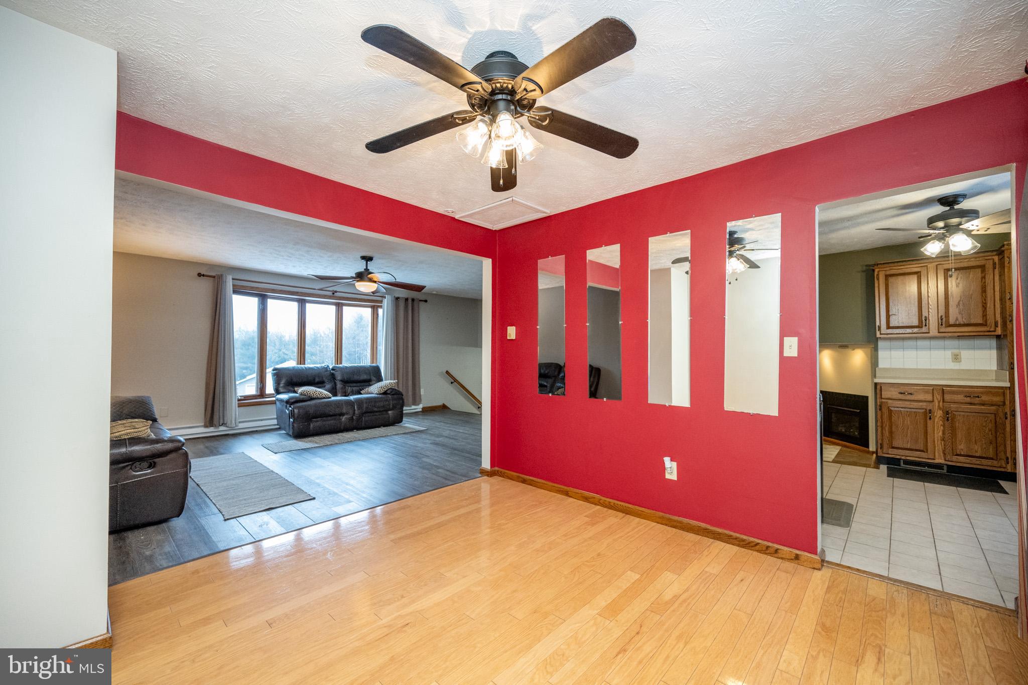 MITCHELL MANOR - Residential