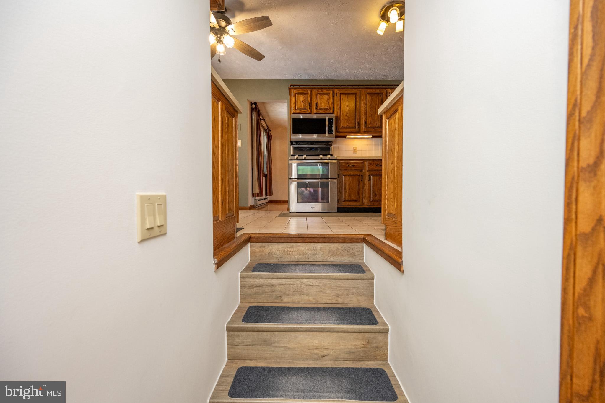 MITCHELL MANOR - Residential