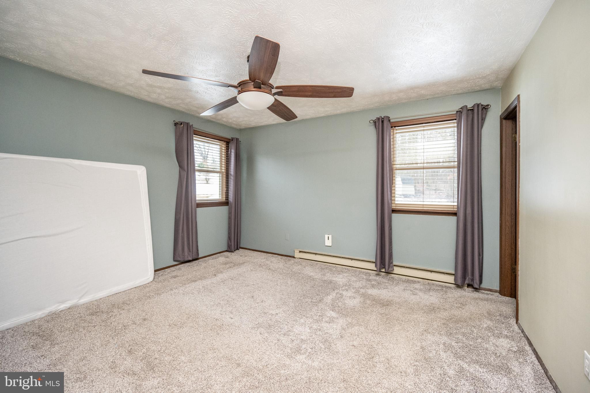 MITCHELL MANOR - Residential