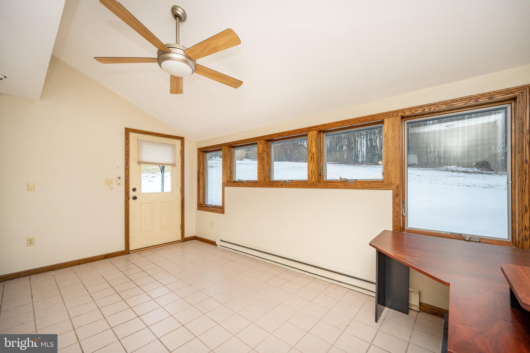 MITCHELL MANOR - Residential