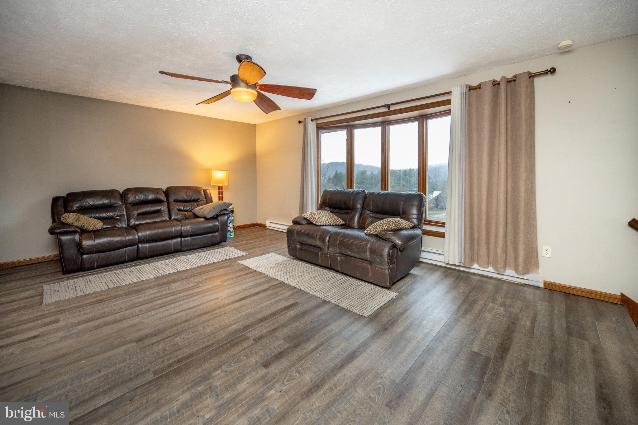 MITCHELL MANOR - Residential