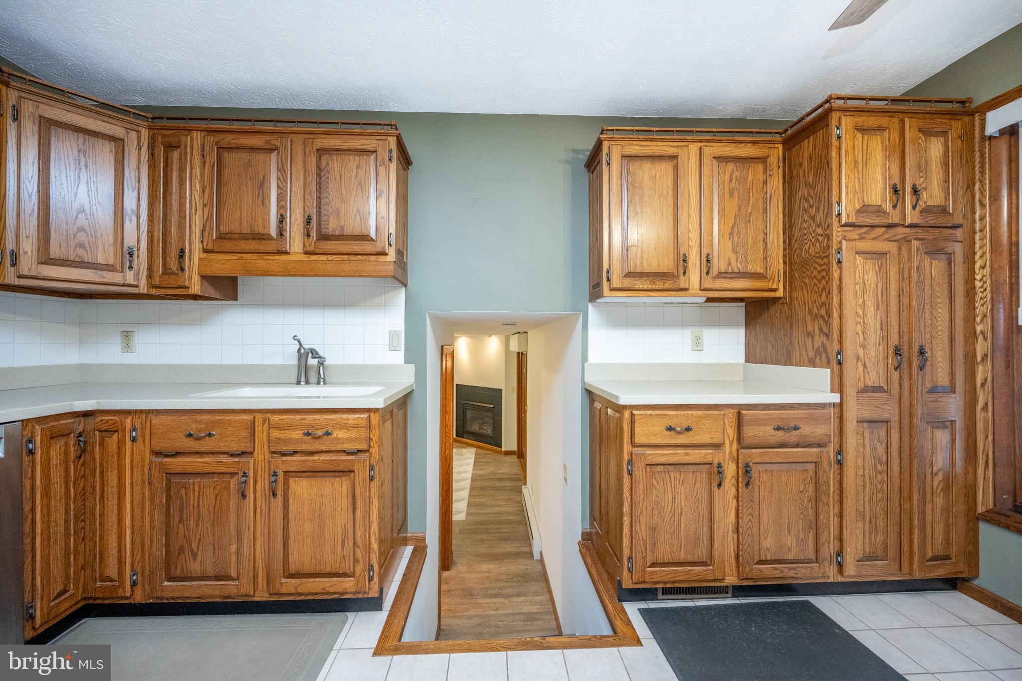 MITCHELL MANOR - Residential