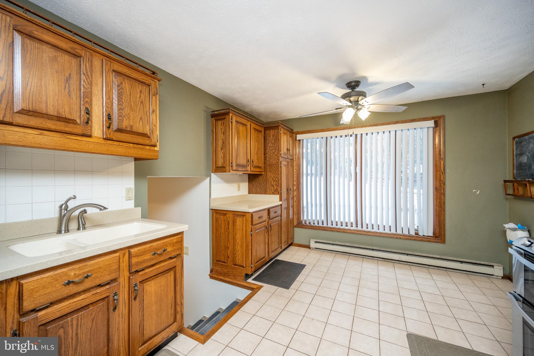 MITCHELL MANOR - Residential