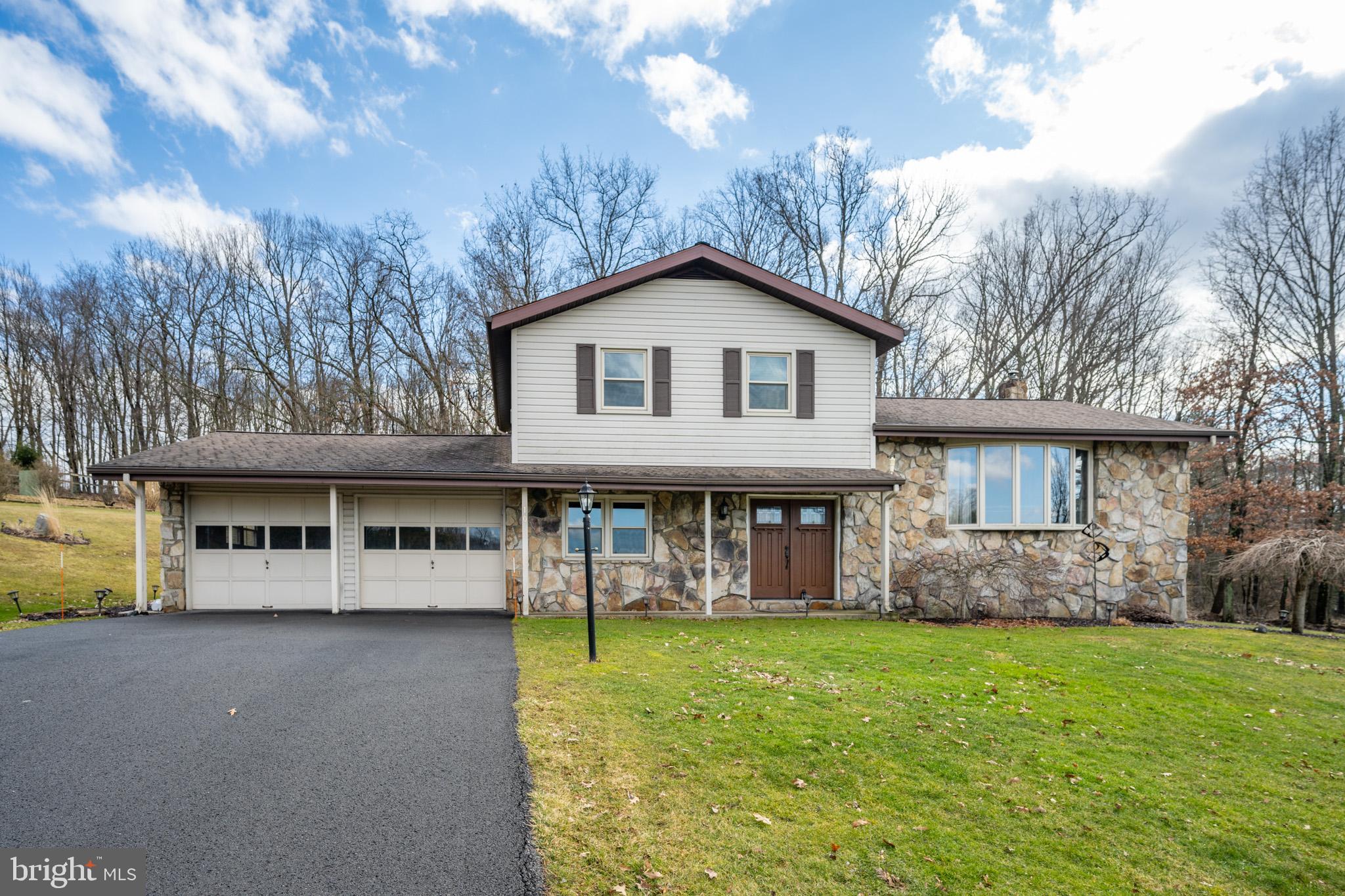 MITCHELL MANOR - Residential