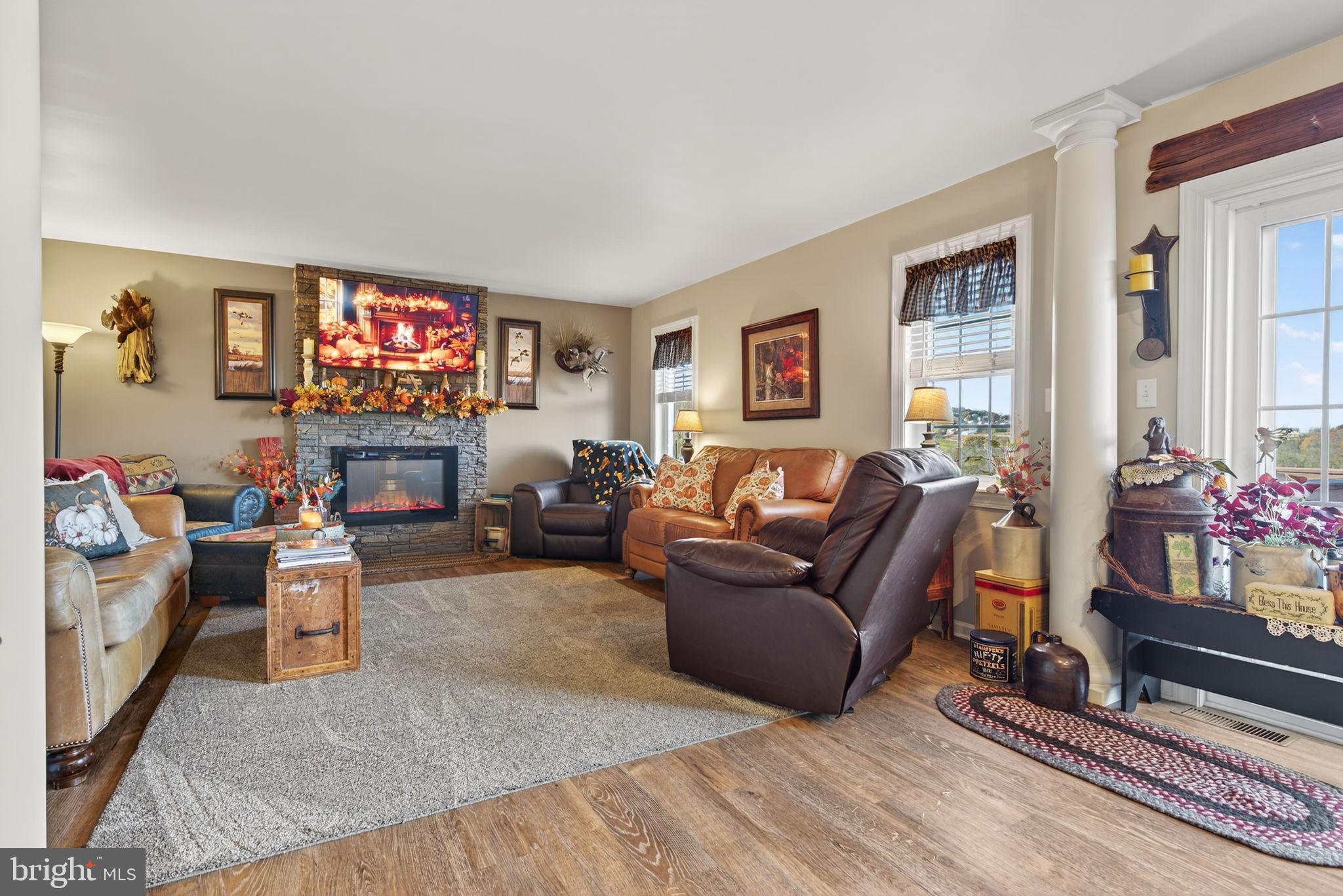 CHATHAM CREEK - Residential