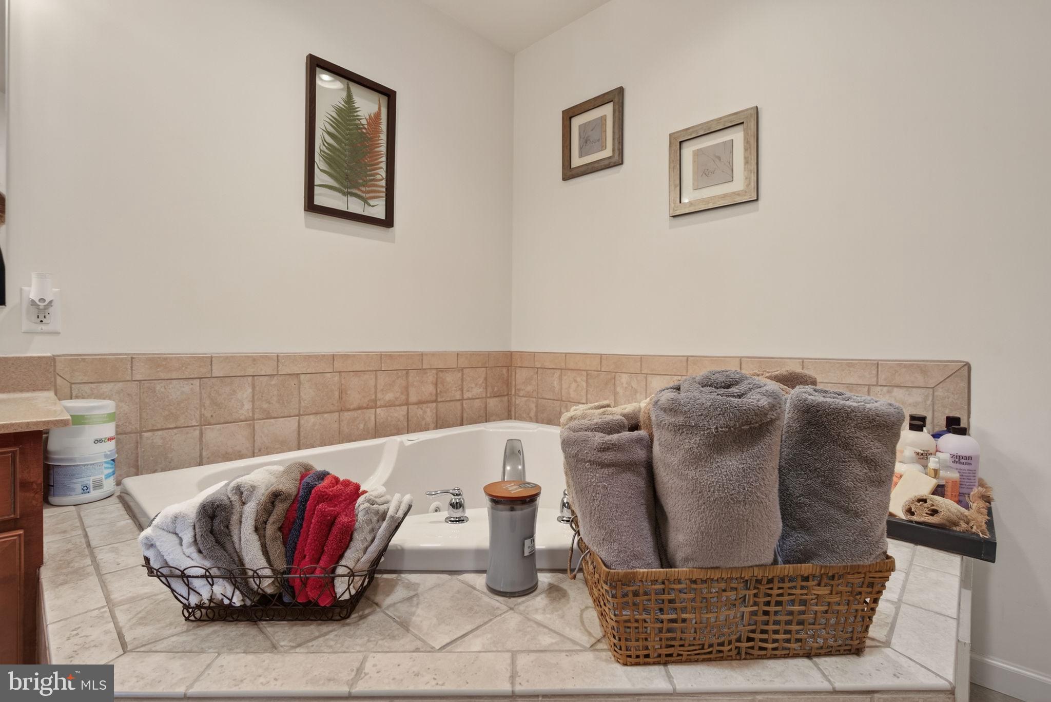 CHATHAM CREEK - Residential