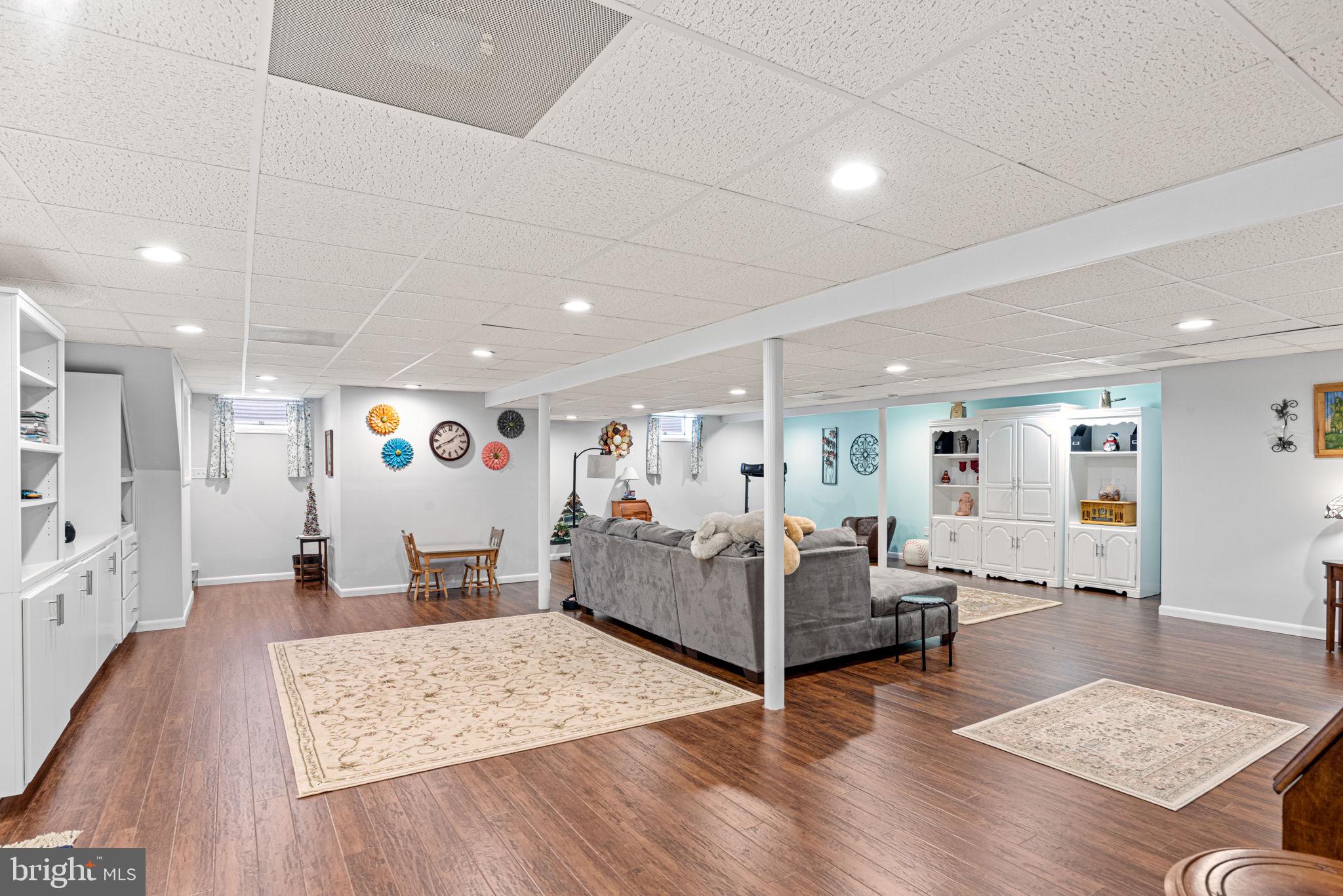 PENN NATIONAL - Residential