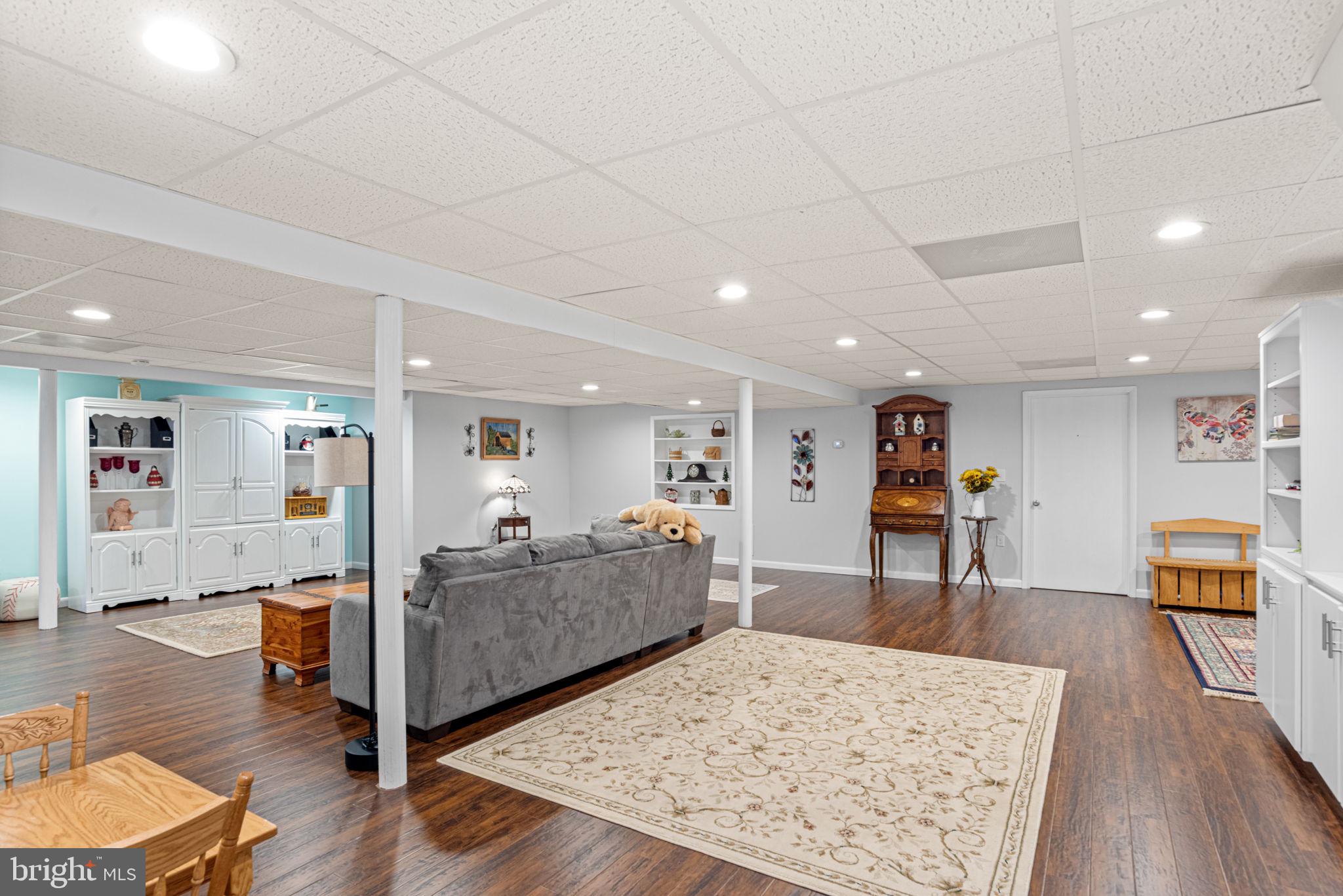 PENN NATIONAL - Residential