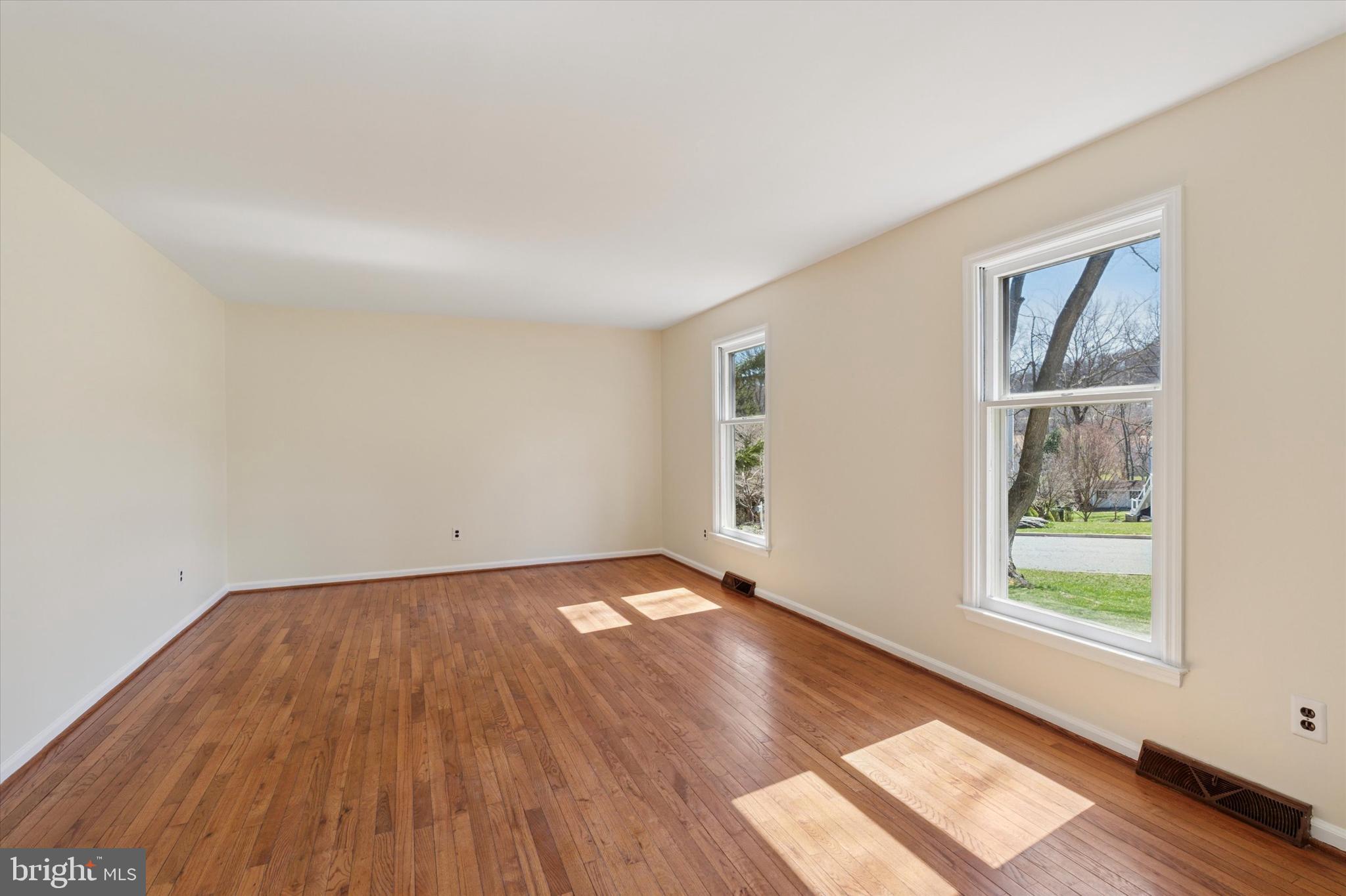 VALLEY GREENE - Residential