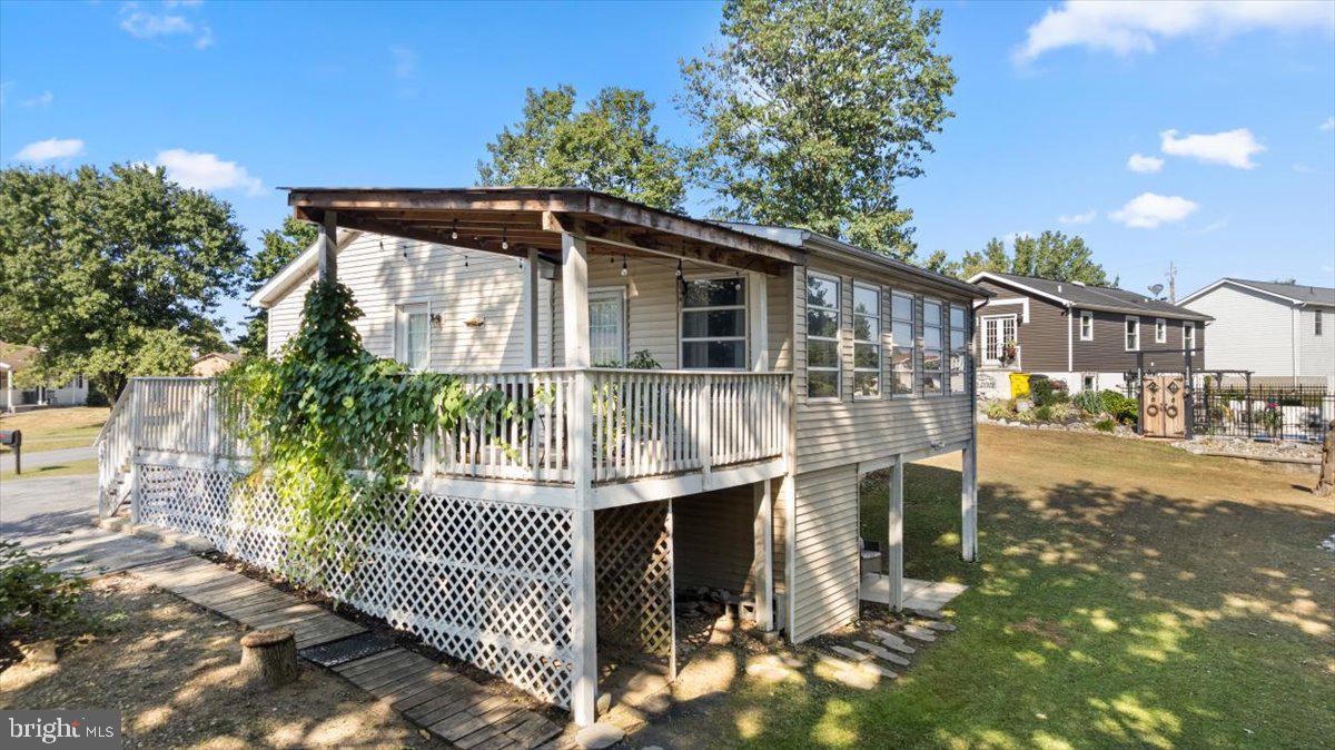 MOUNTAIN VIEW ACRES - Residential