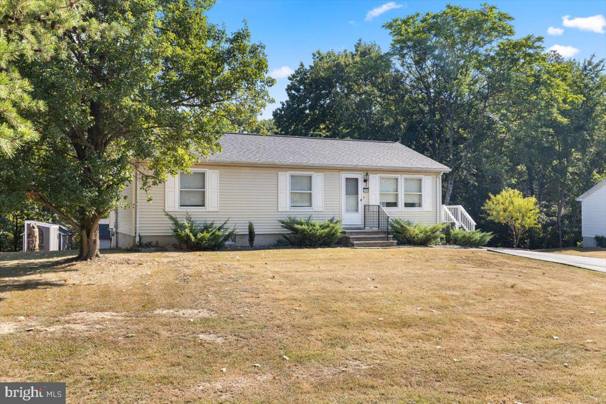 MOUNTAIN VIEW ACRES - Residential