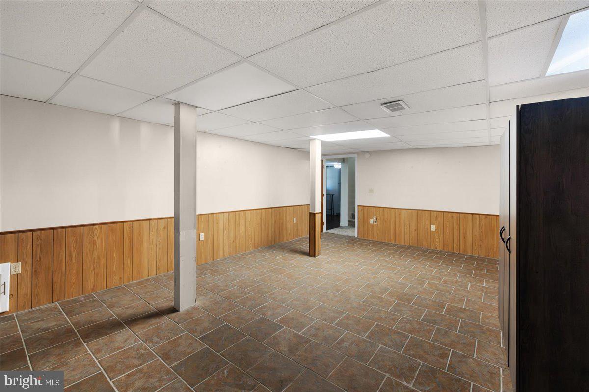 MOUNTAIN VIEW ACRES - Residential