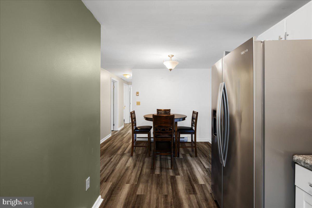 MOUNTAIN VIEW ACRES - Residential