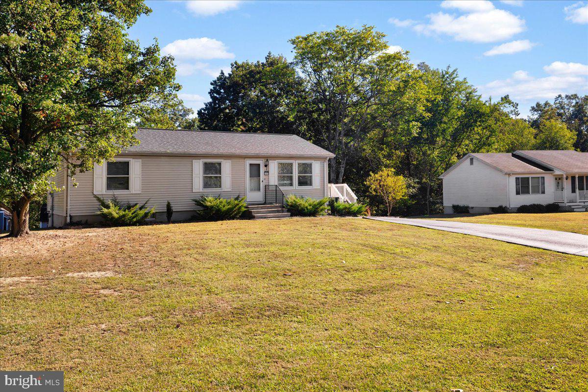 MOUNTAIN VIEW ACRES - Residential