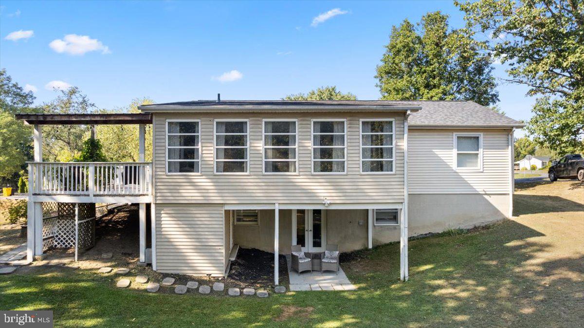 MOUNTAIN VIEW ACRES - Residential