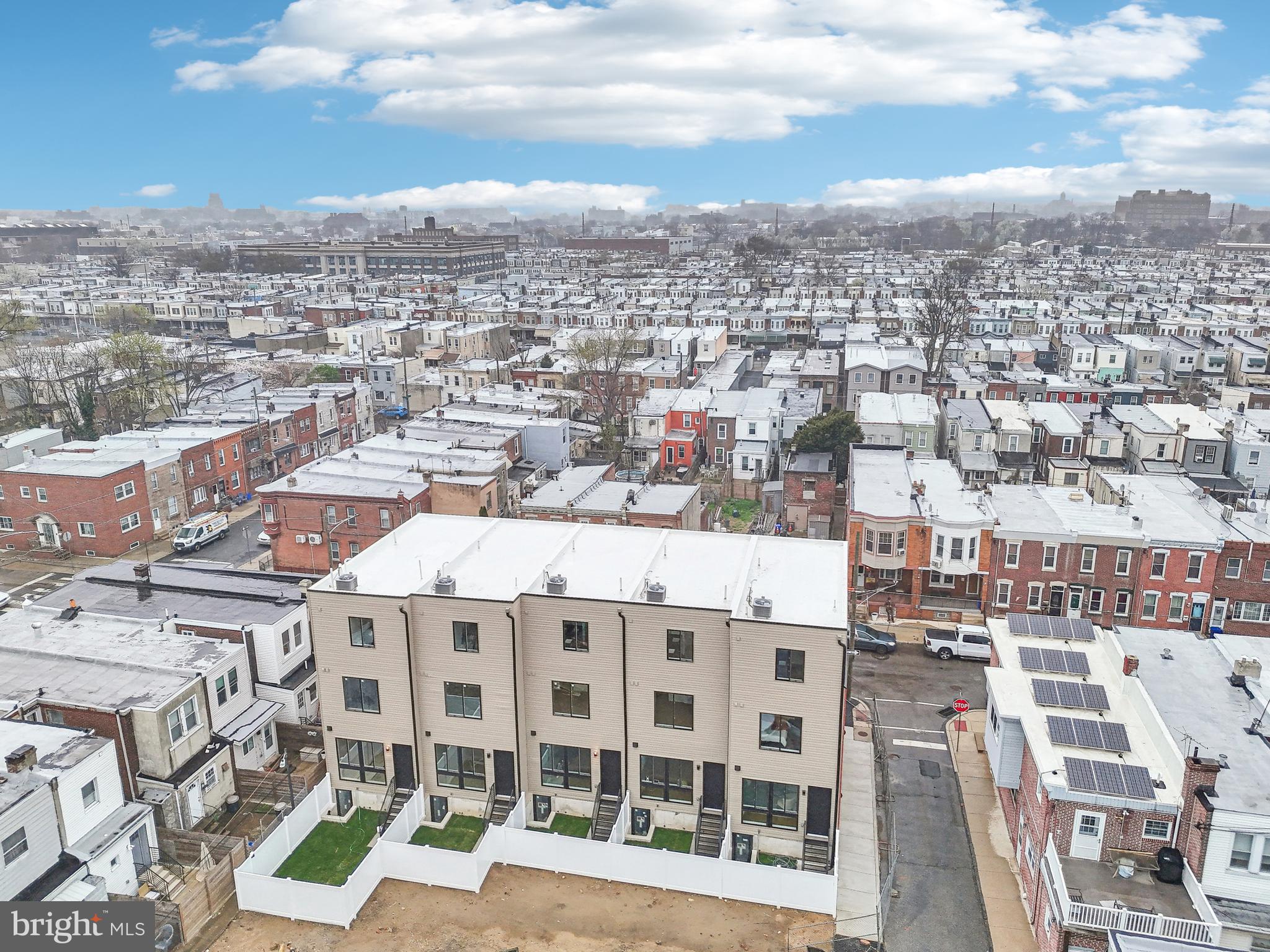 PORT RICHMOND - Residential