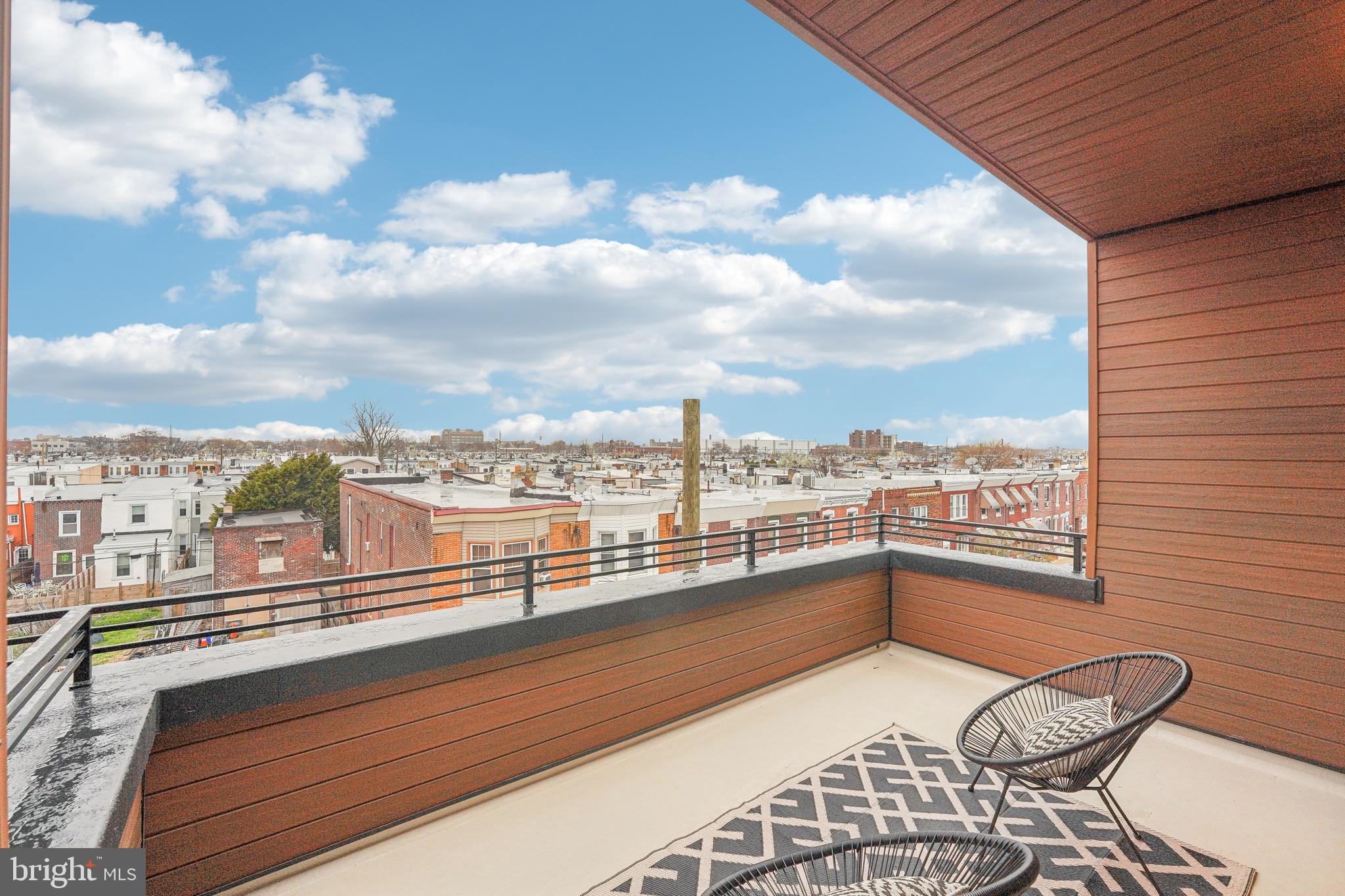 PORT RICHMOND - Residential