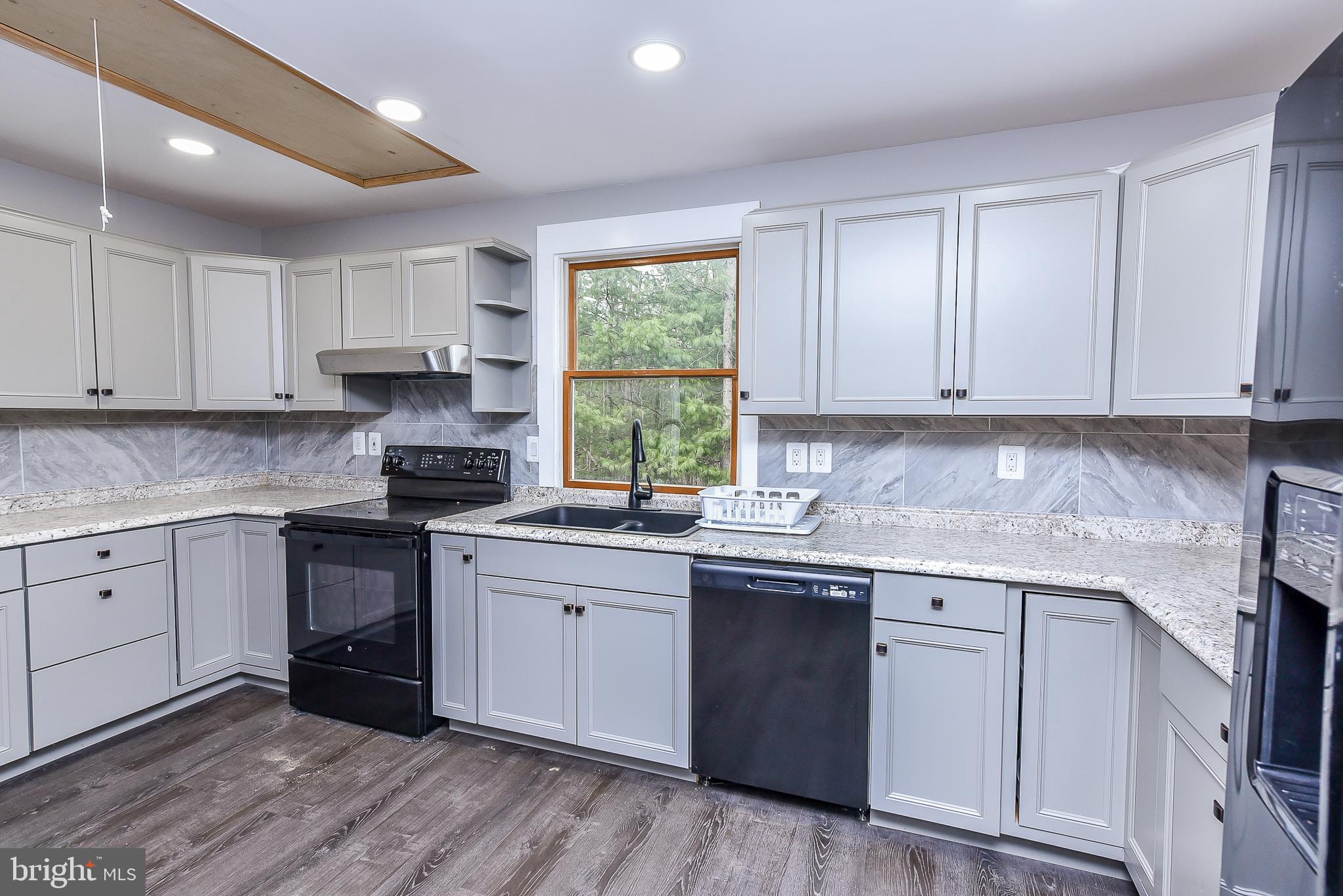 MAWANI VILLAGE - Residential