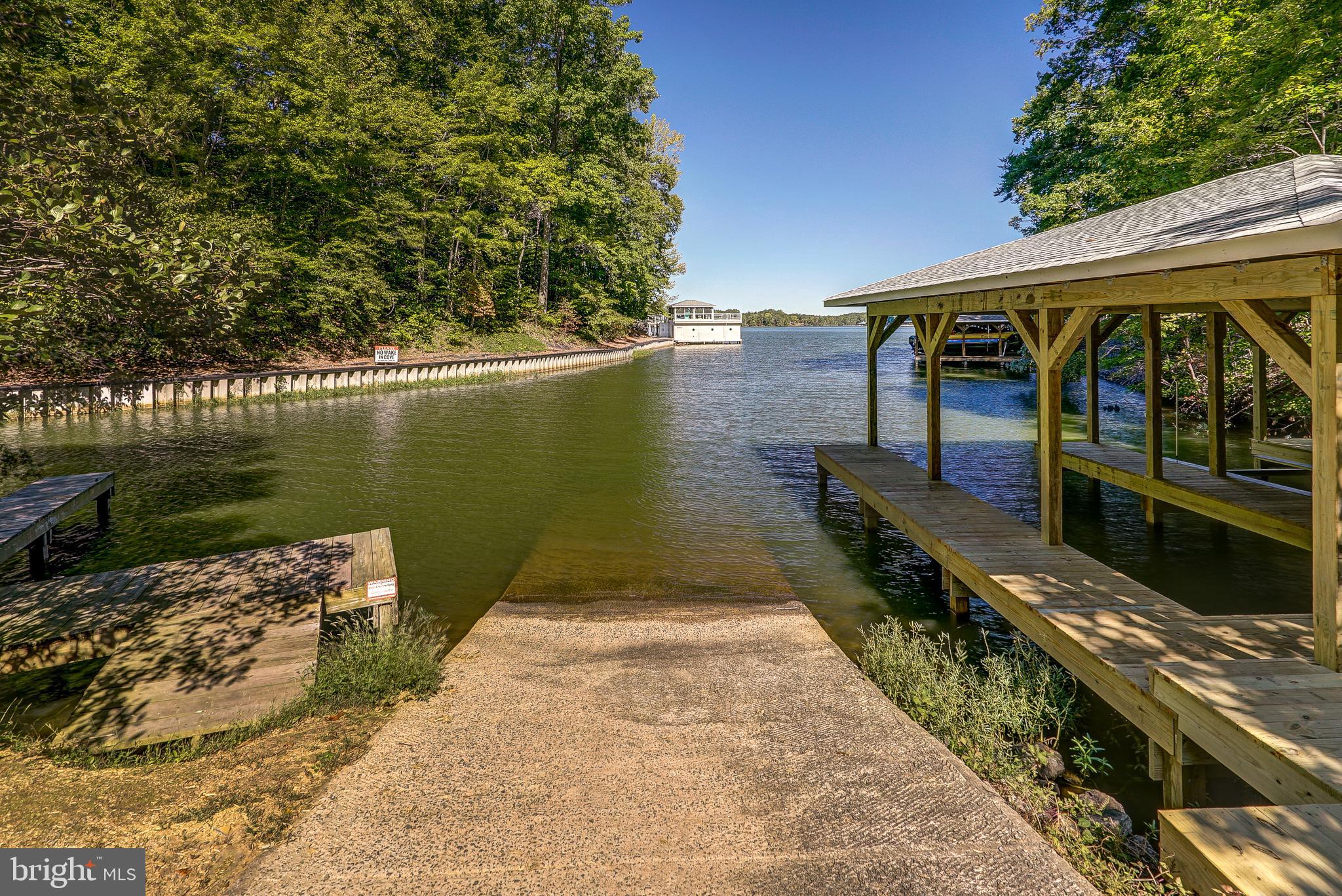 STUBBS OVERLOOK - Residential