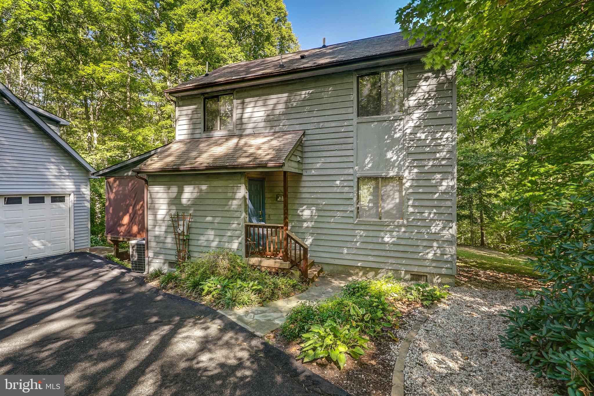 STUBBS OVERLOOK - Residential