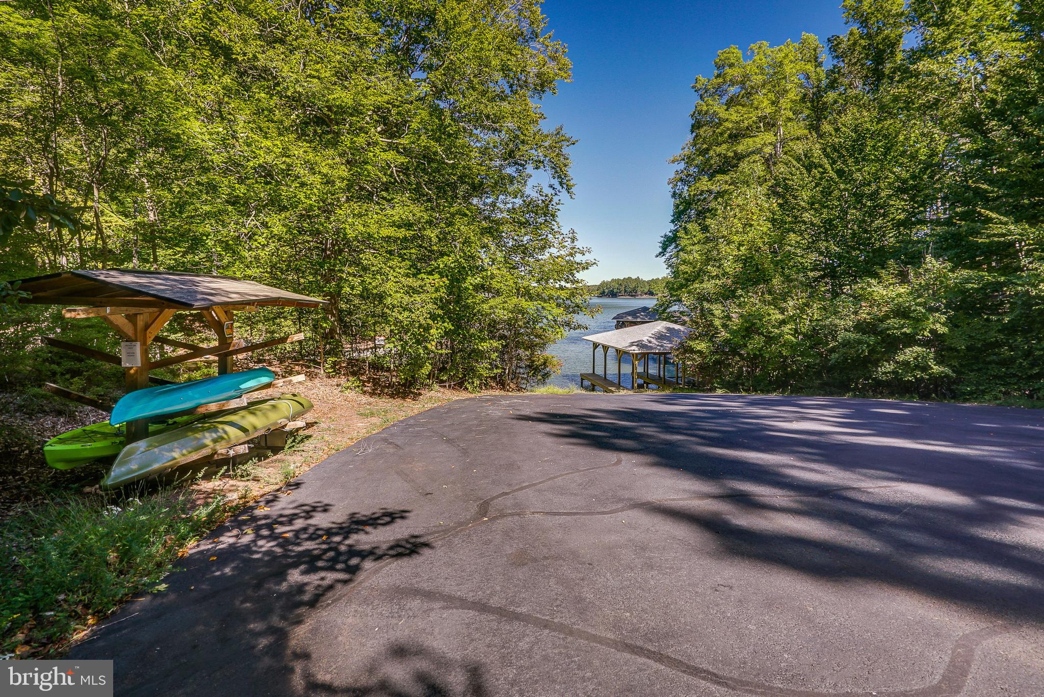 STUBBS OVERLOOK - Residential