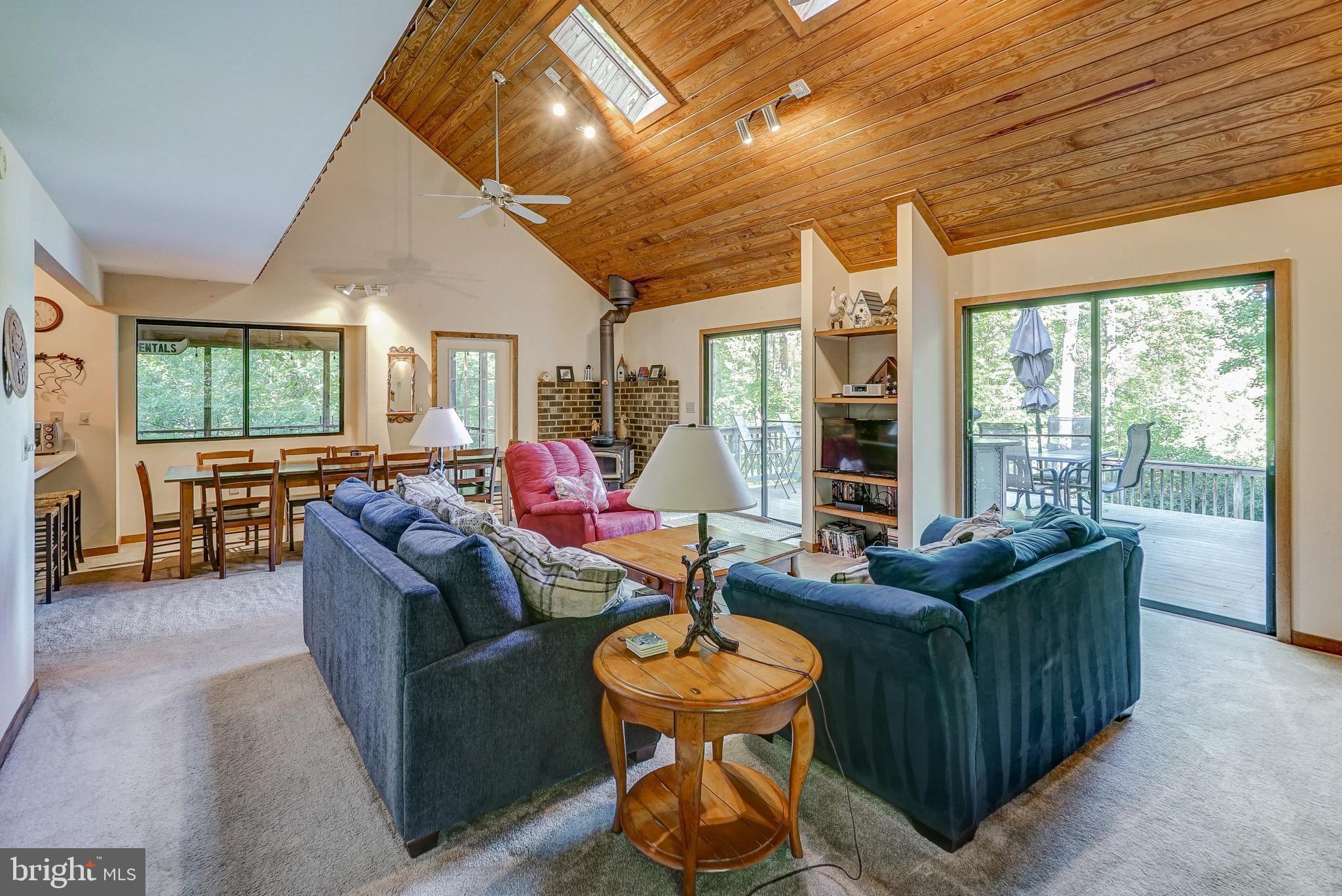 STUBBS OVERLOOK - Residential