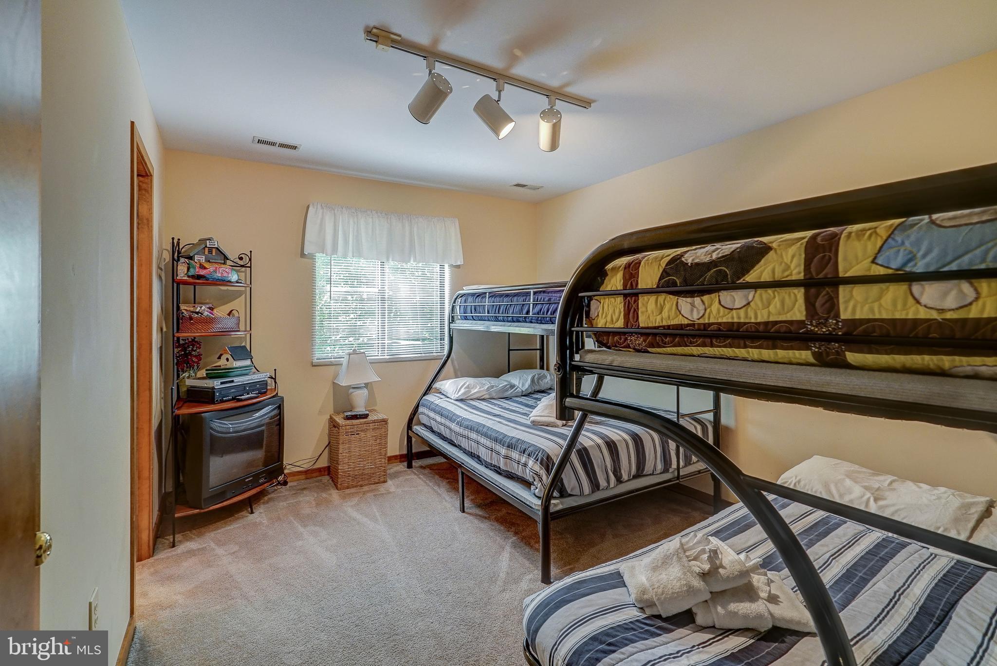 STUBBS OVERLOOK - Residential