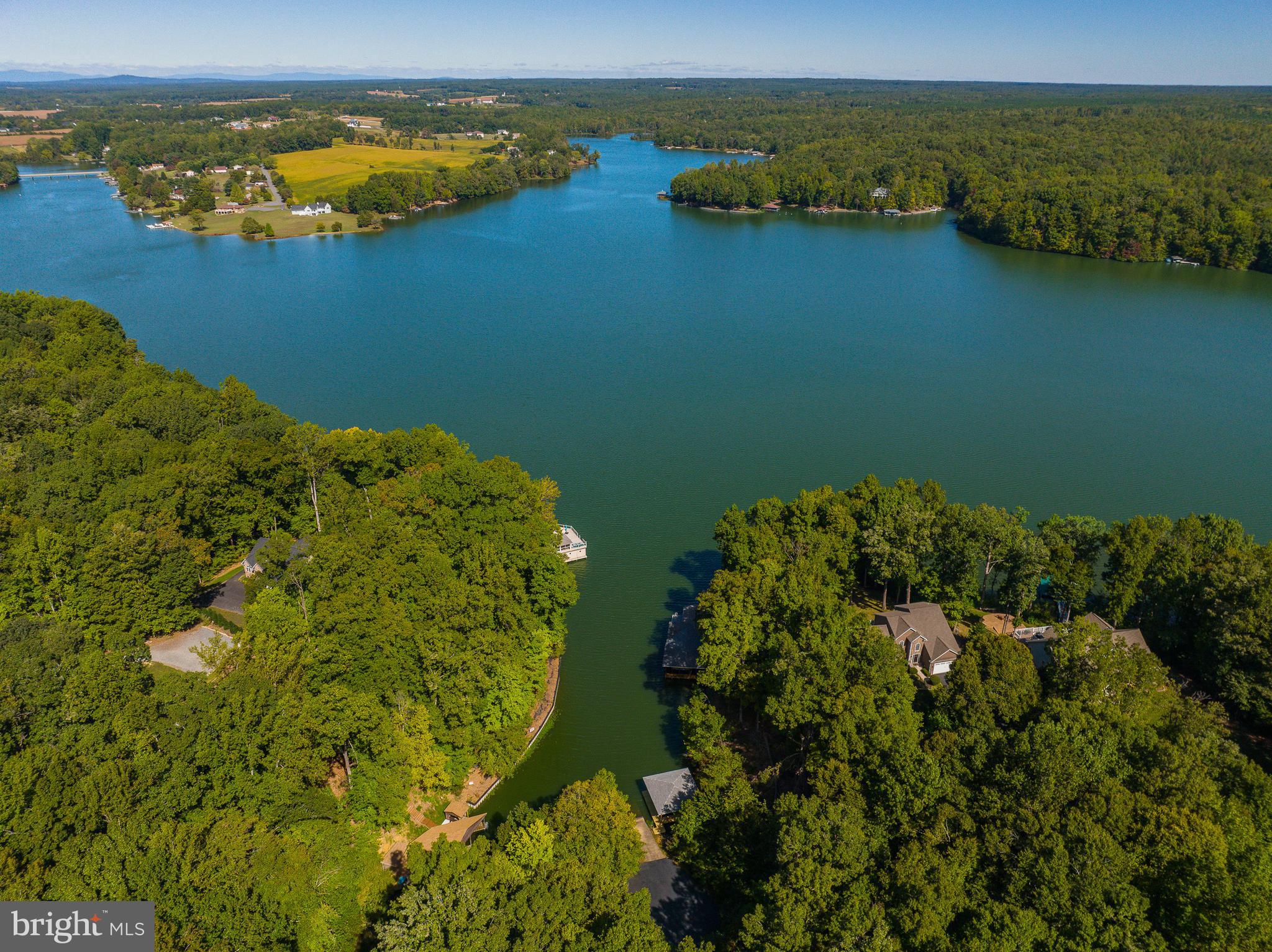 STUBBS OVERLOOK - Residential