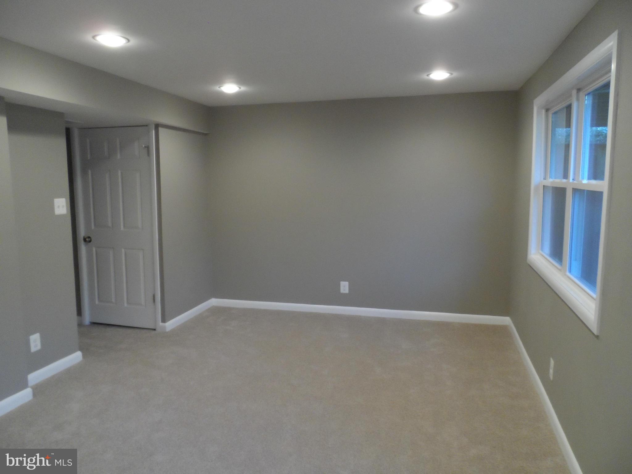 NEWINGTON FOREST - Residential