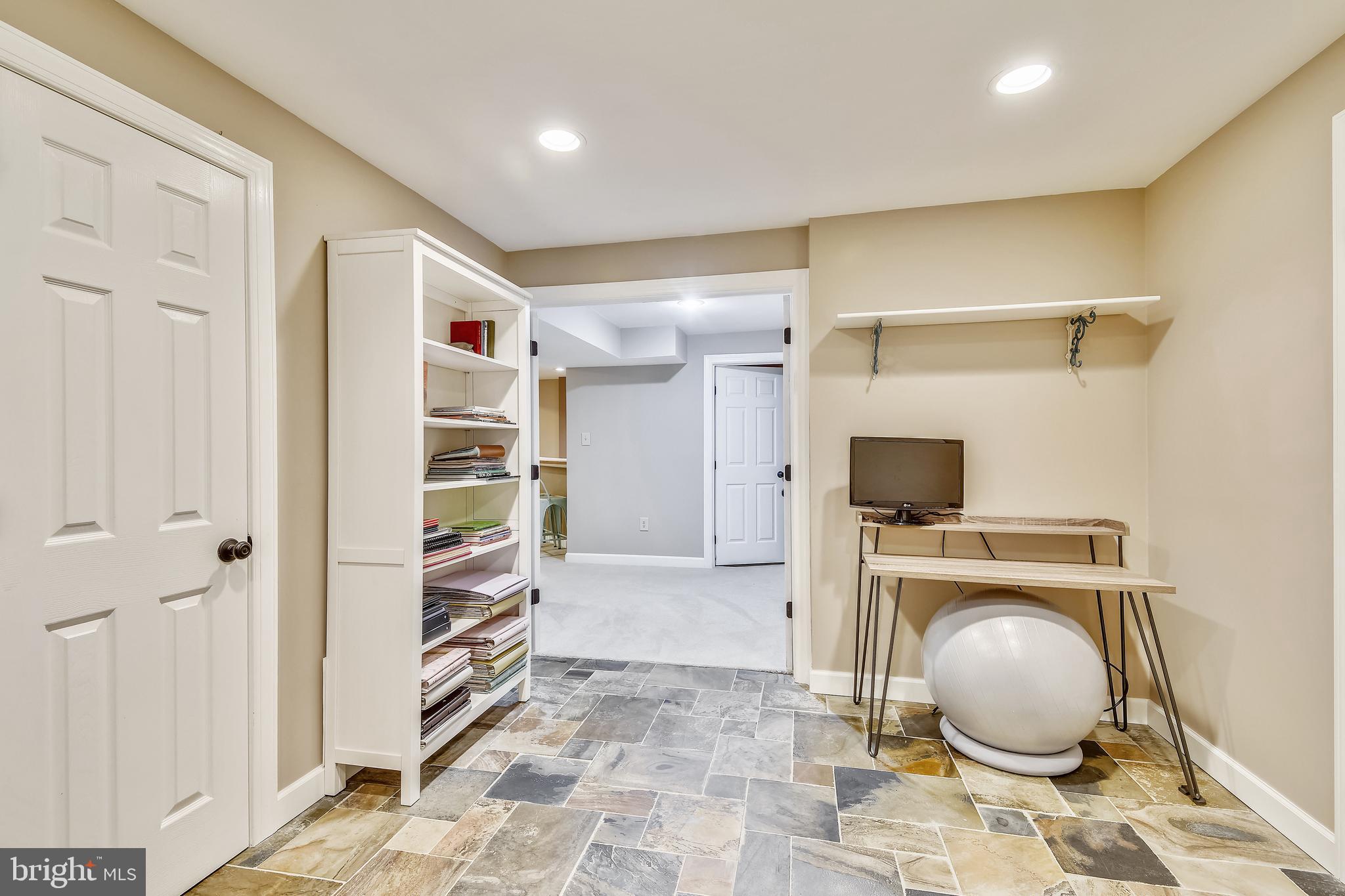 FRANKLIN FARM - Residential