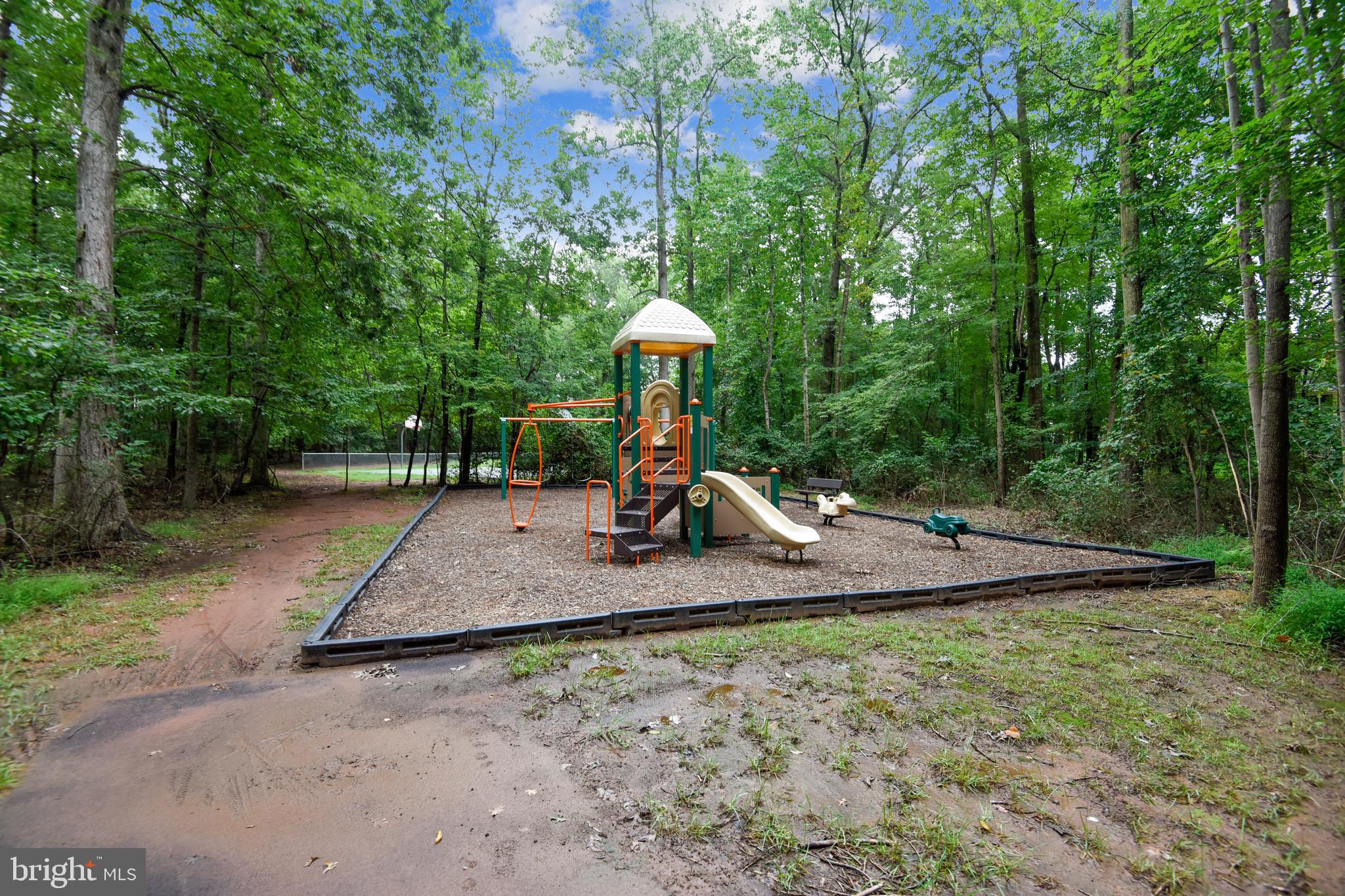 FRANKLIN FARM - Residential